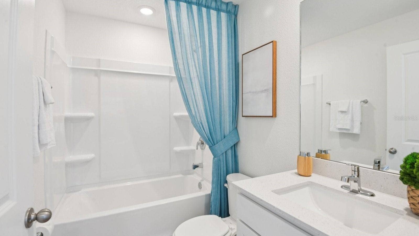 12019 ISLE ROYALE DRIVE, Hudson, FL 34669 12019 ISLE ROYALE DRIVE, Hudson, FL 34669