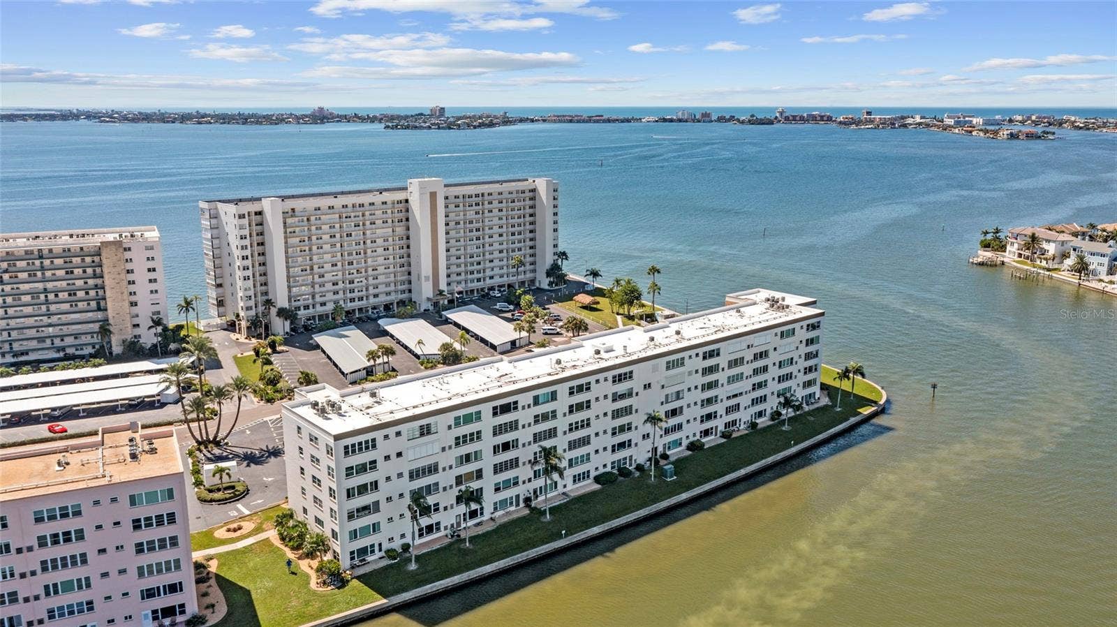 6075 SHORE BOULEVARD S, #411, Gulfport, FL 33707 6075 SHORE BOULEVARD S, #411, Gulfport, FL 33707