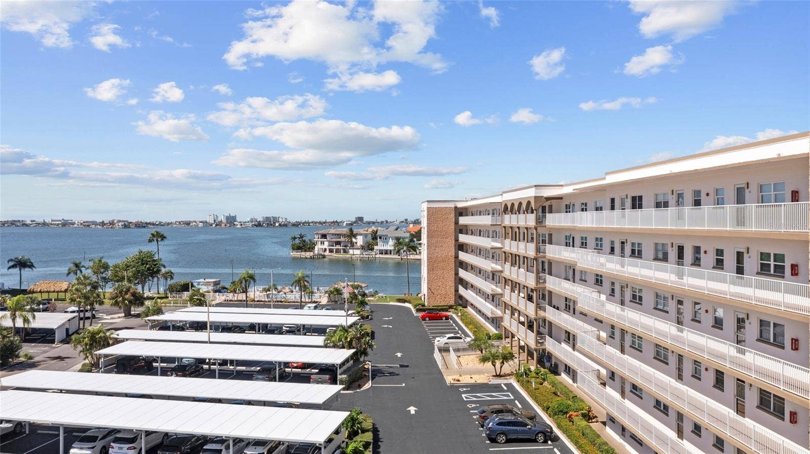 6075 SHORE BOULEVARD S, #411, Gulfport, FL 33707 6075 SHORE BOULEVARD S, #411, Gulfport, FL 33707
