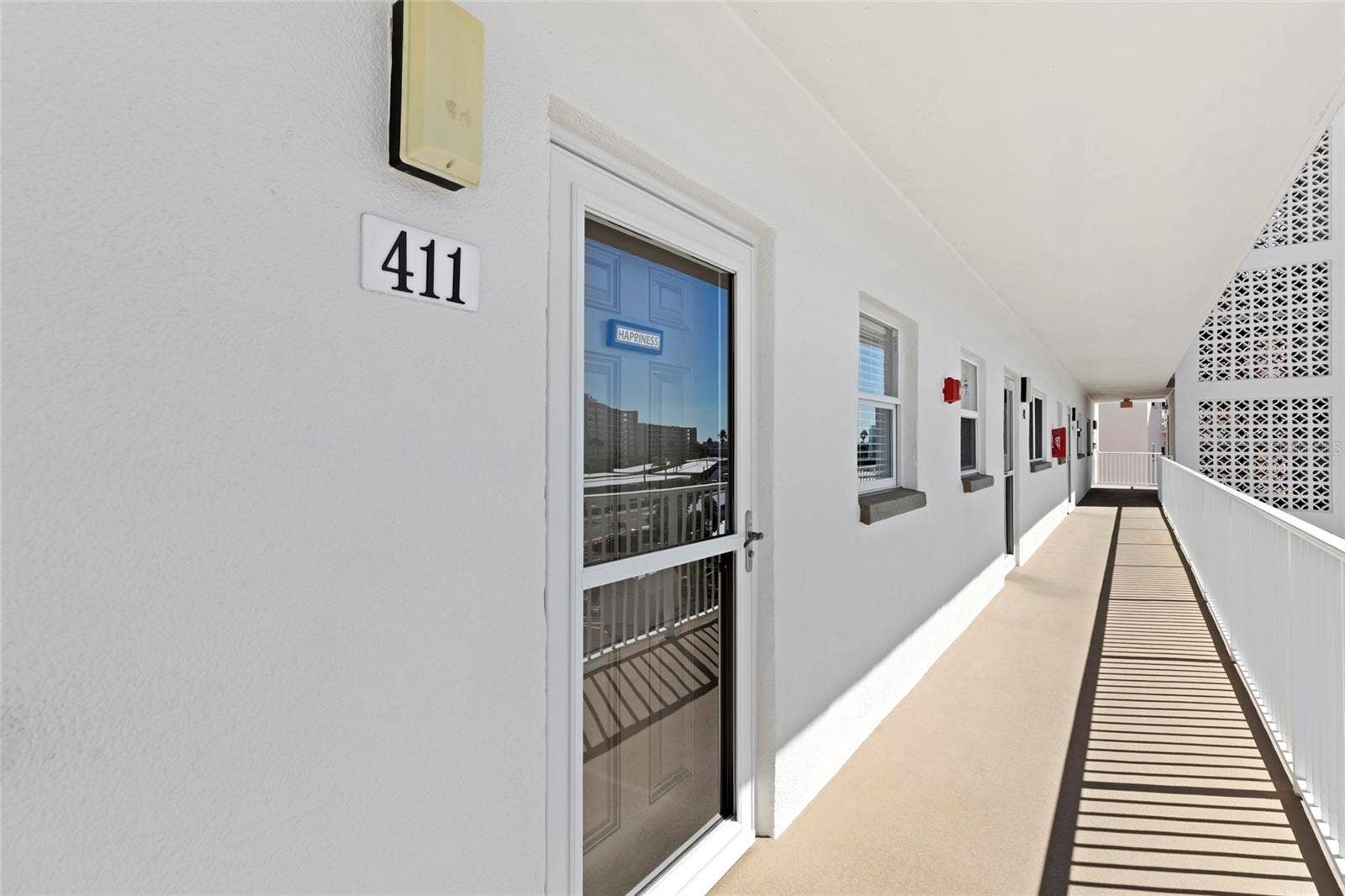 6075 SHORE BOULEVARD S, #411, Gulfport, FL 33707 6075 SHORE BOULEVARD S, #411, Gulfport, FL 33707
