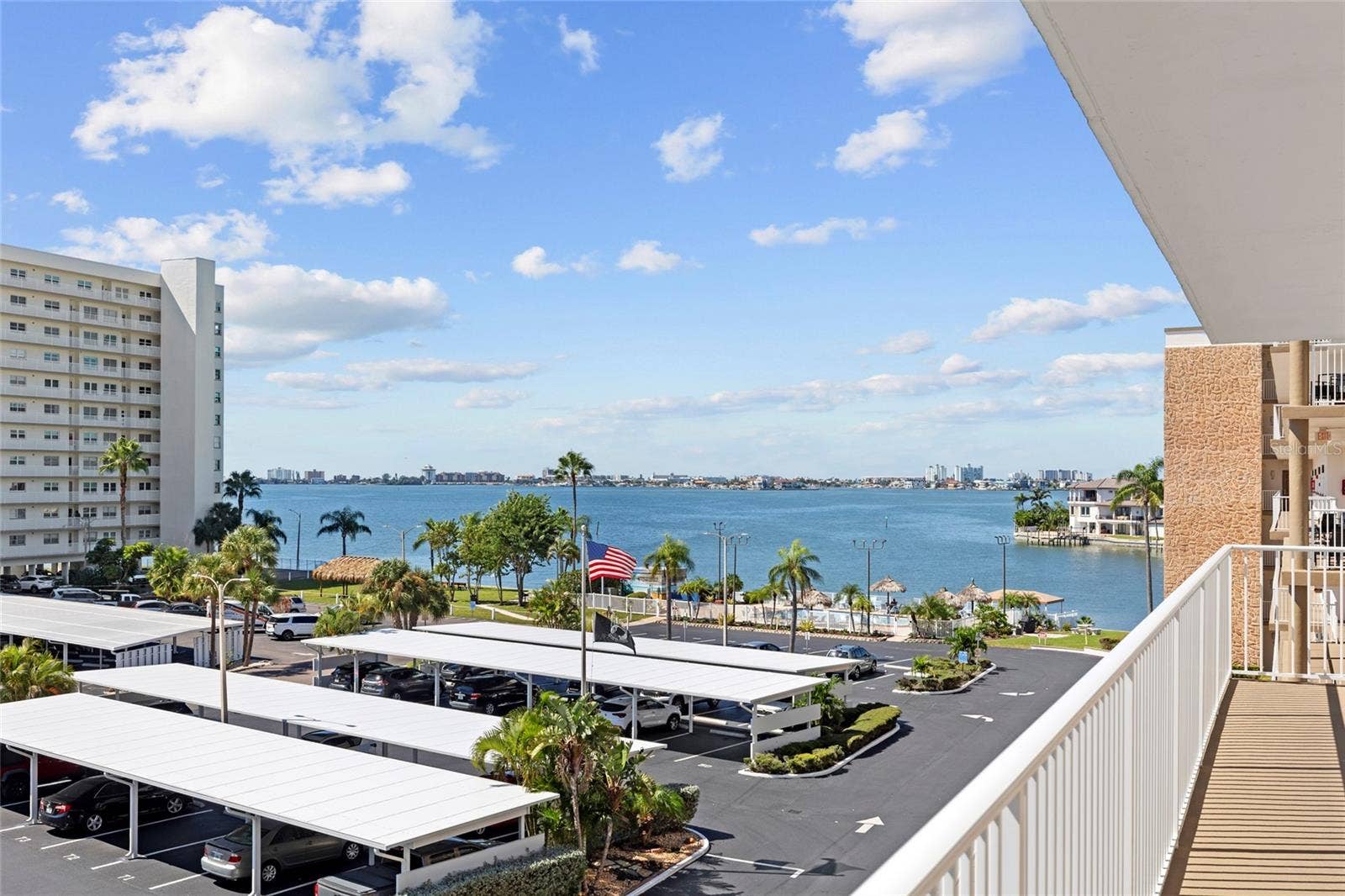 6075 SHORE BOULEVARD S, #411, Gulfport, FL 33707 6075 SHORE BOULEVARD S, #411, Gulfport, FL 33707