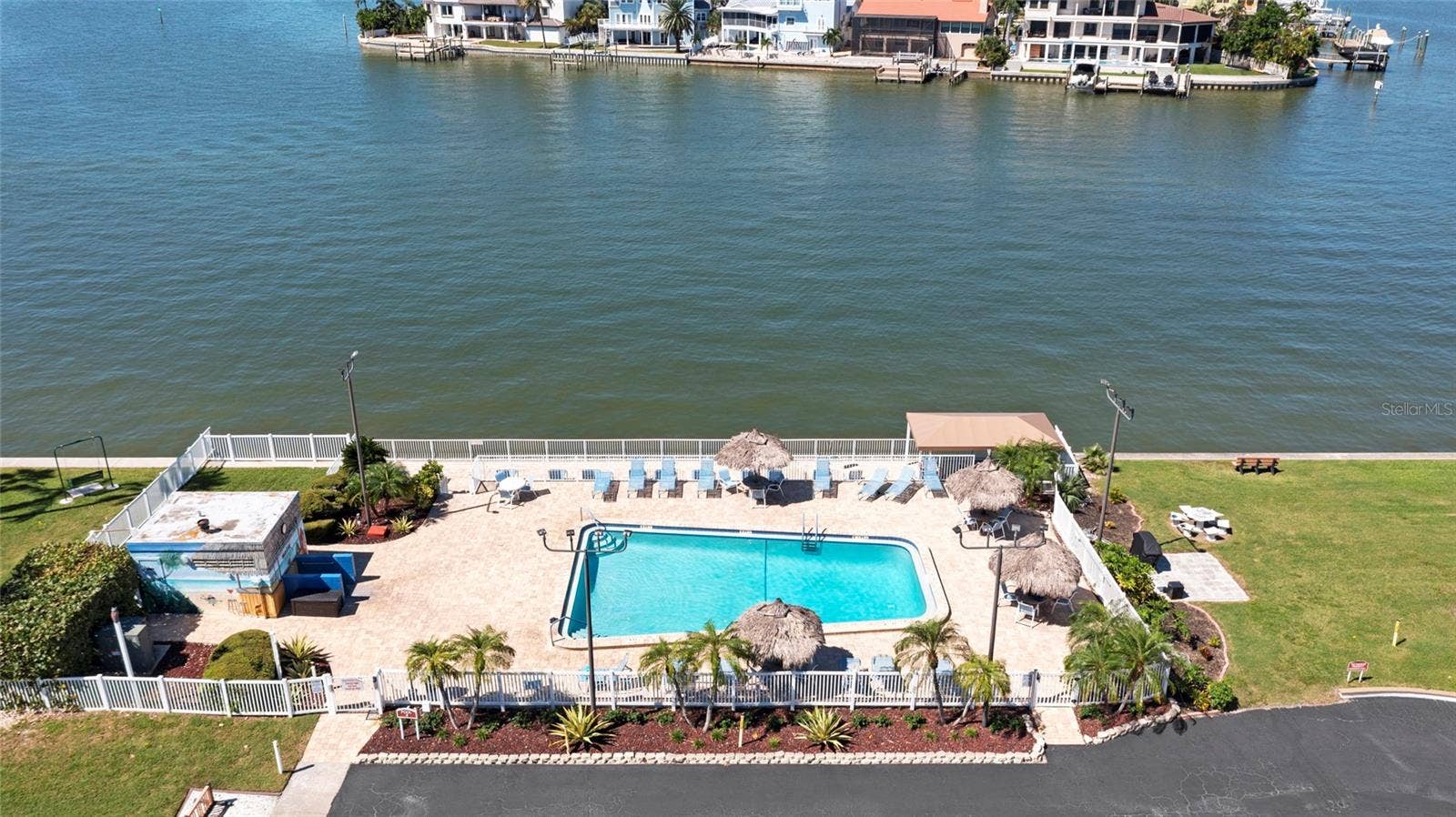 6075 SHORE BOULEVARD S, #411, Gulfport, FL 33707 6075 SHORE BOULEVARD S, #411, Gulfport, FL 33707