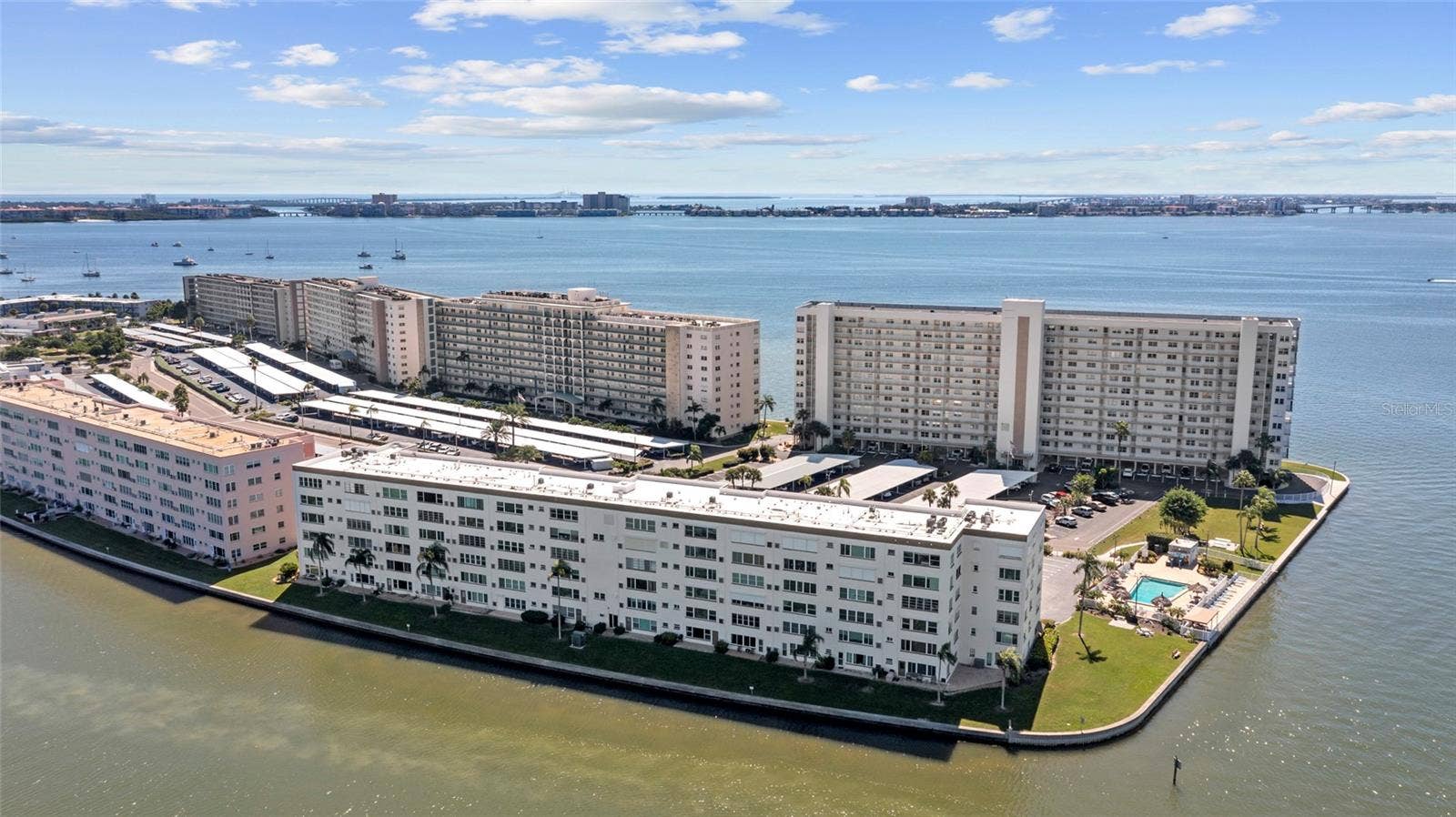 6075 SHORE BOULEVARD S, #411, Gulfport, FL 33707 6075 SHORE BOULEVARD S, #411, Gulfport, FL 33707