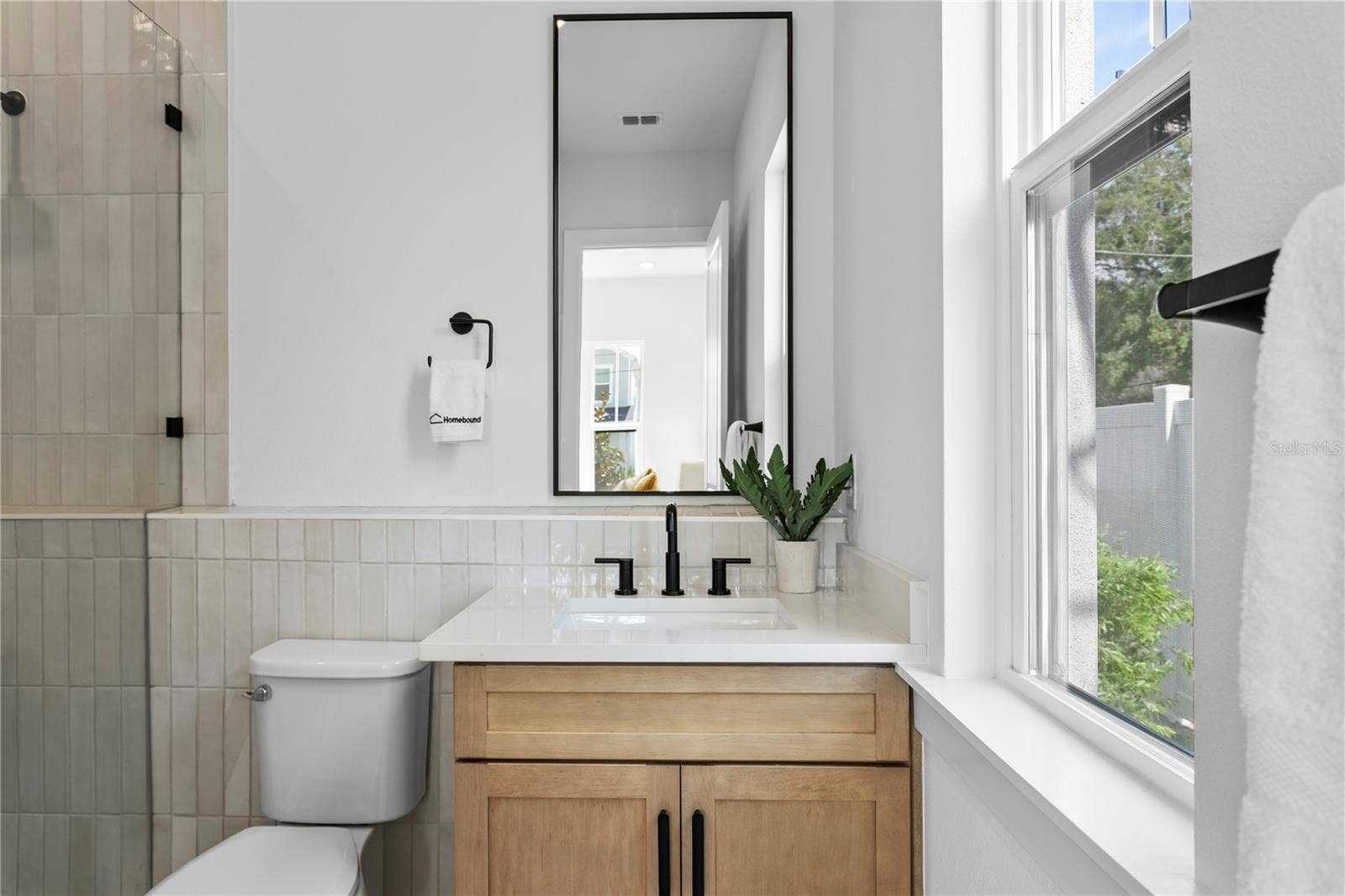 3501 W ROGERS AVENUE, Tampa, FL 33611 First Floor Bathroom