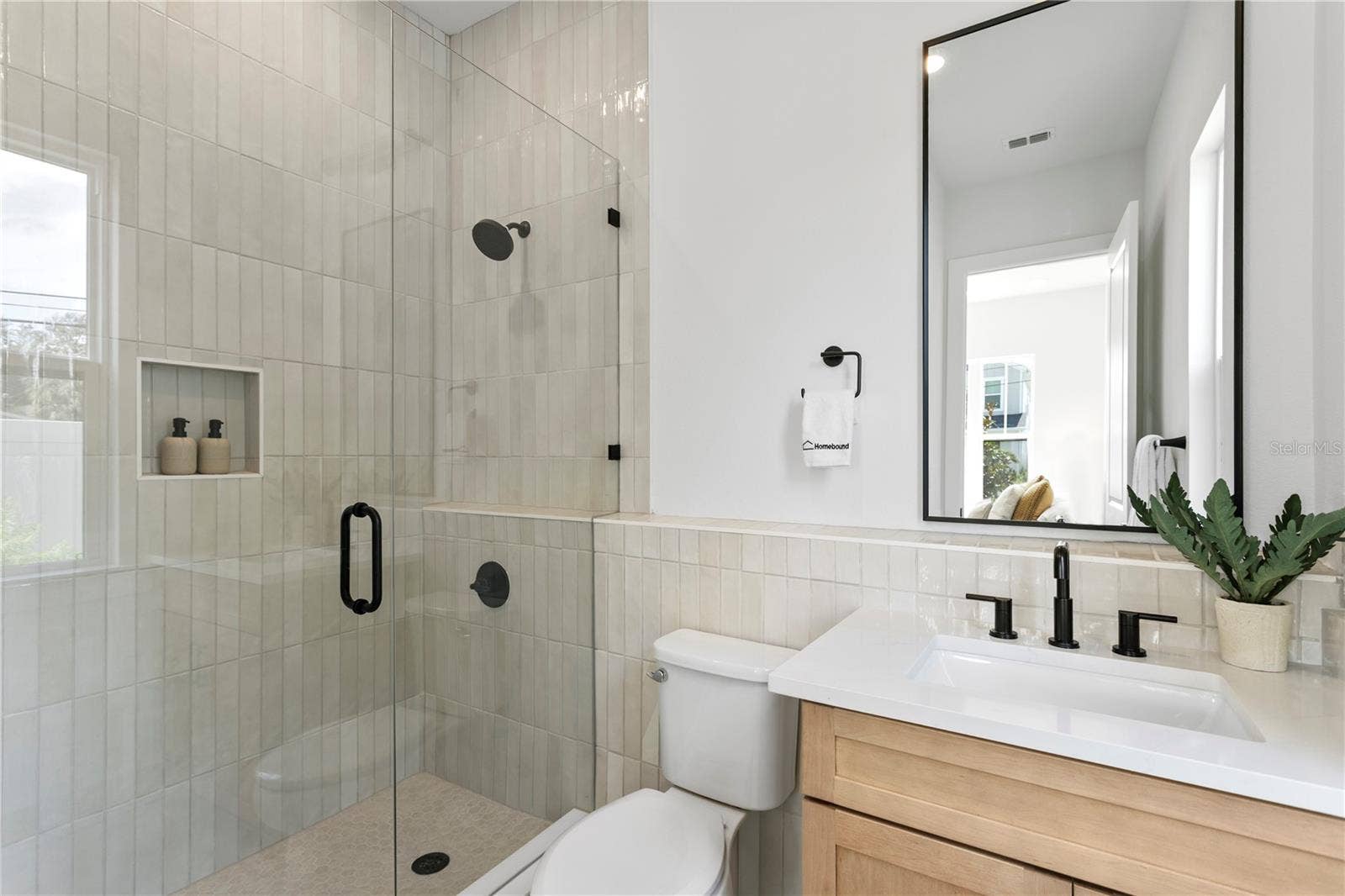3501 W ROGERS AVENUE, Tampa, FL 33611 First Floor Bathroom