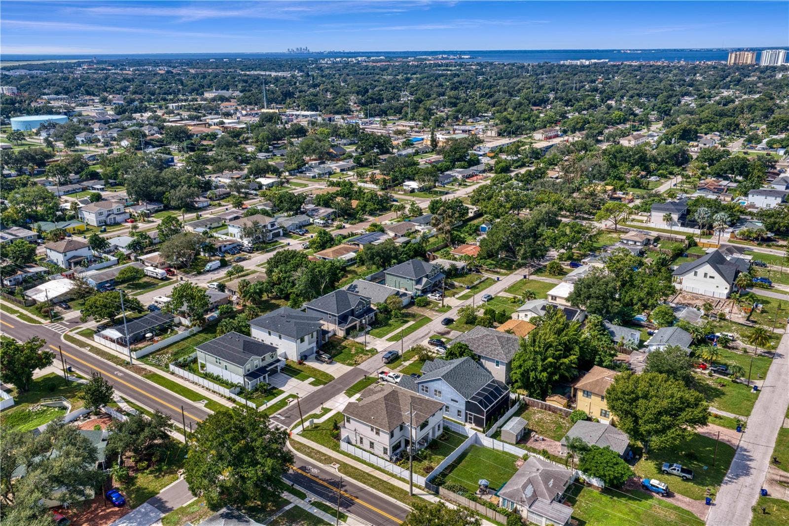 3501 W ROGERS AVENUE, Tampa, FL 33611 3501 W ROGERS AVENUE, Tampa, FL 33611