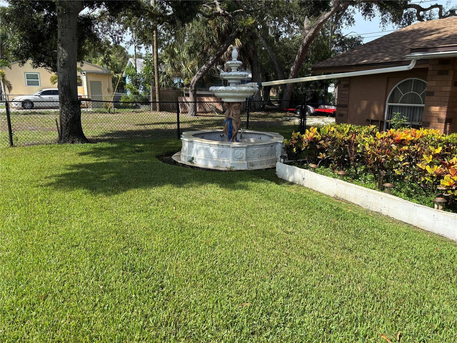 1747 YOUVAL COURT S, St Petersburg, FL 33712