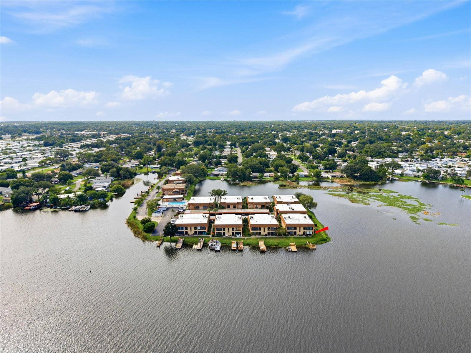 10142 SEMINOLE ISLAND DRIVE, Largo, FL 33773 10142 SEMINOLE ISLAND DRIVE, Largo, FL 33773