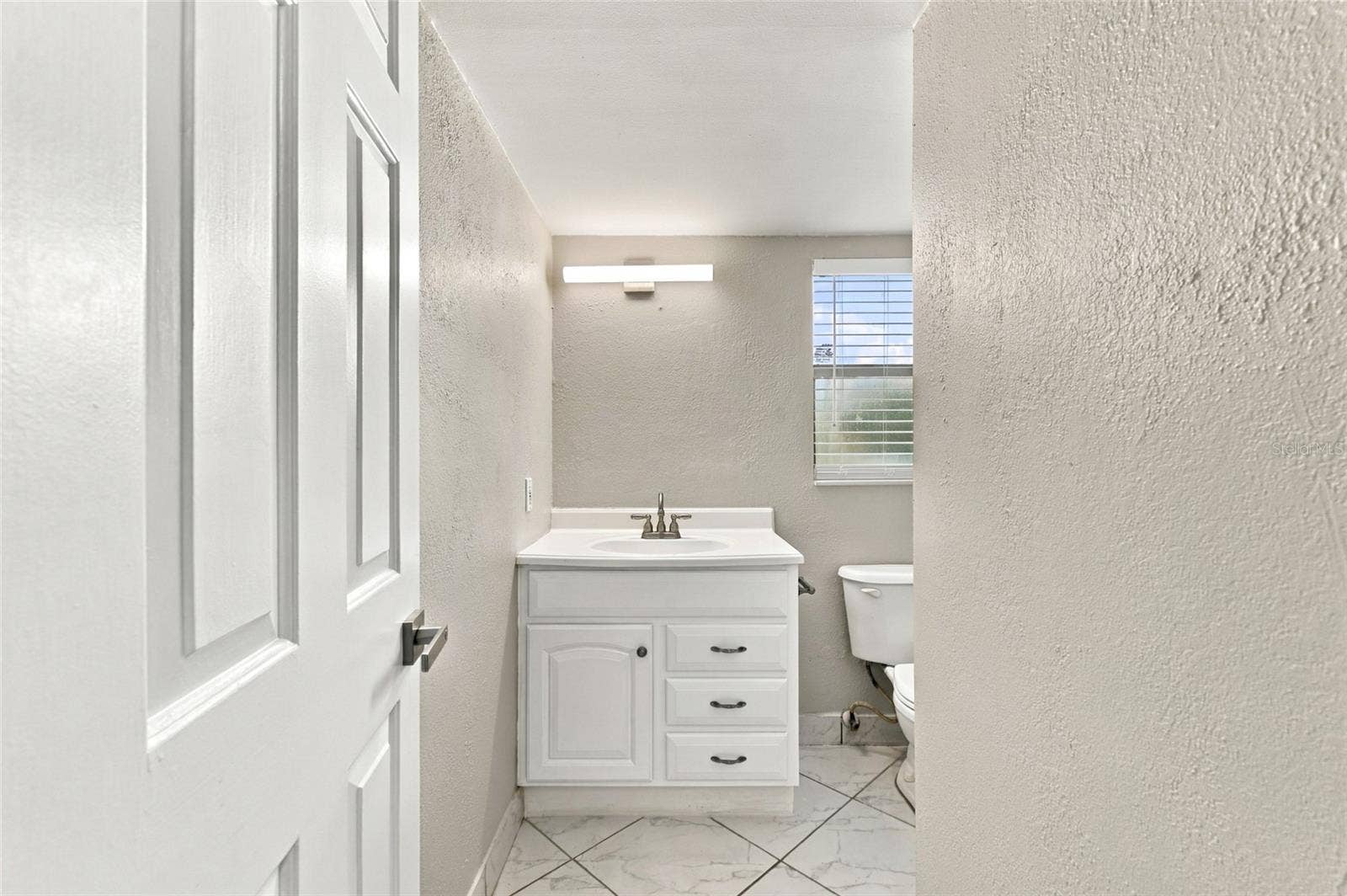10142 SEMINOLE ISLAND DRIVE, Largo, FL 33773 10142 SEMINOLE ISLAND DRIVE, Largo, FL 33773