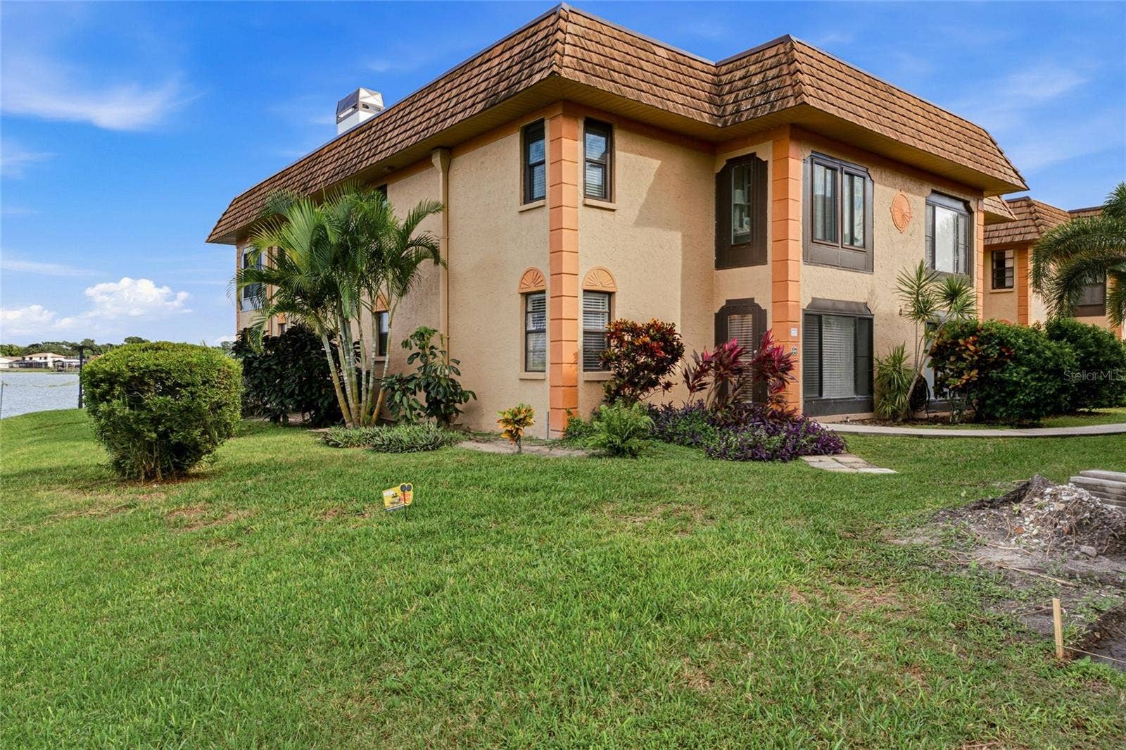 10142 SEMINOLE ISLAND DRIVE, Largo, FL 33773 10142 SEMINOLE ISLAND DRIVE, Largo, FL 33773