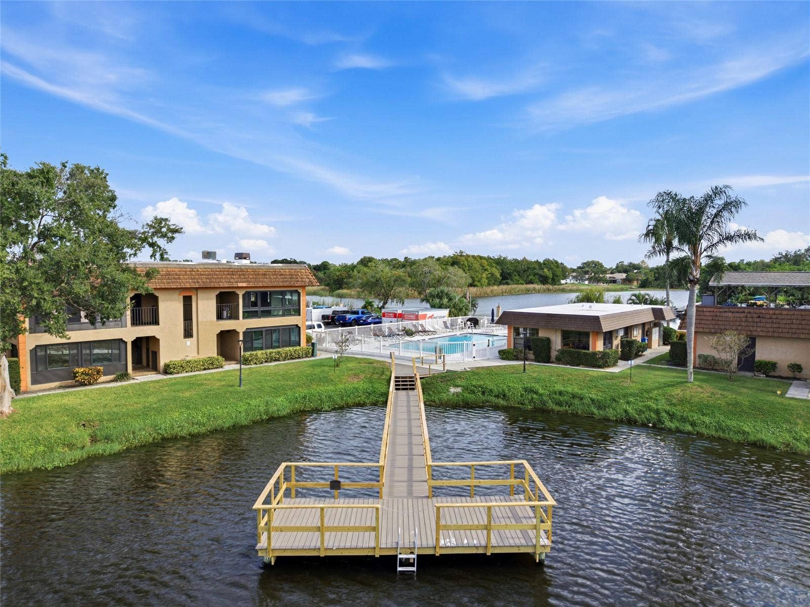10142 SEMINOLE ISLAND DRIVE, Largo, FL 33773 10142 SEMINOLE ISLAND DRIVE, Largo, FL 33773