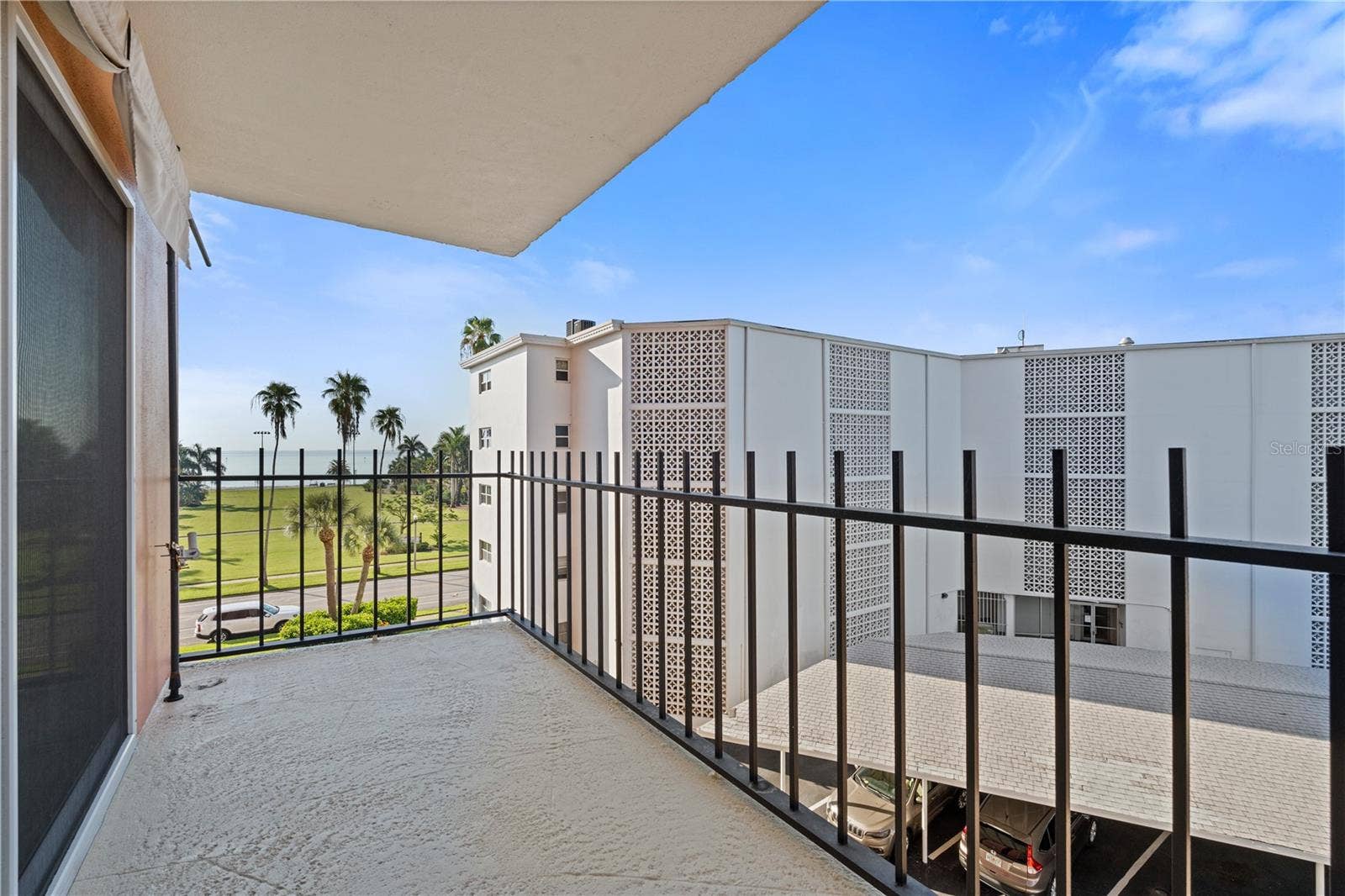 1120 N SHORE DRIVE NE, #405, St Petersburg, FL 33701 1120 N SHORE DRIVE NE, #405, St Petersburg, FL 33701
