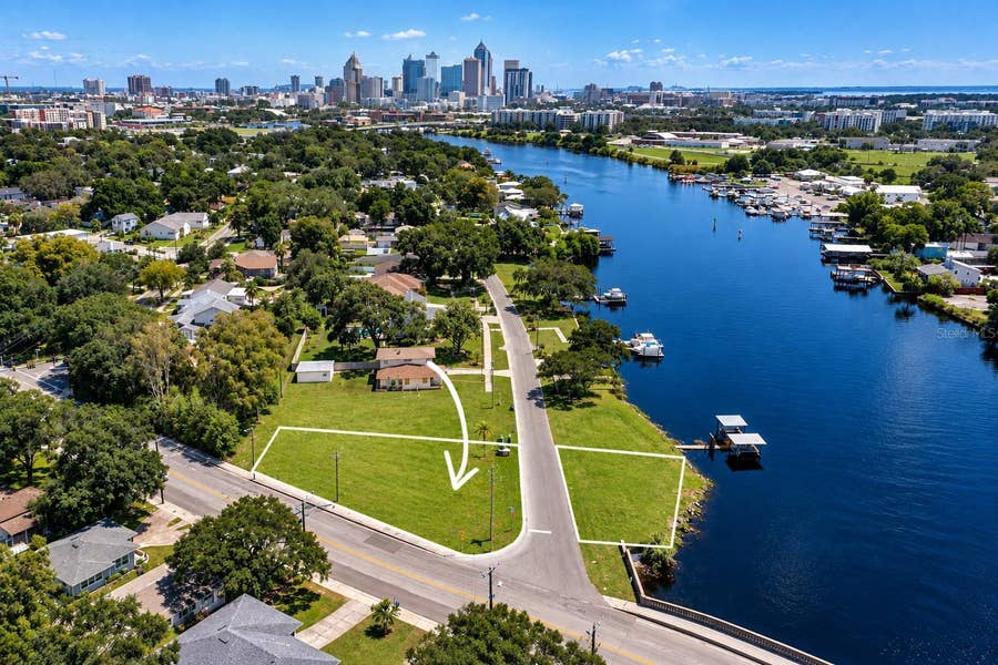 Property photo for 2519/1 RIVERSIDE DRIVE, Tampa, FL