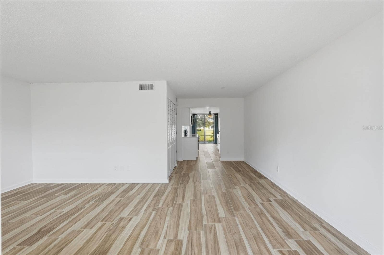 4720 LOCUST STREET NE, #120, St Petersburg, FL 33703