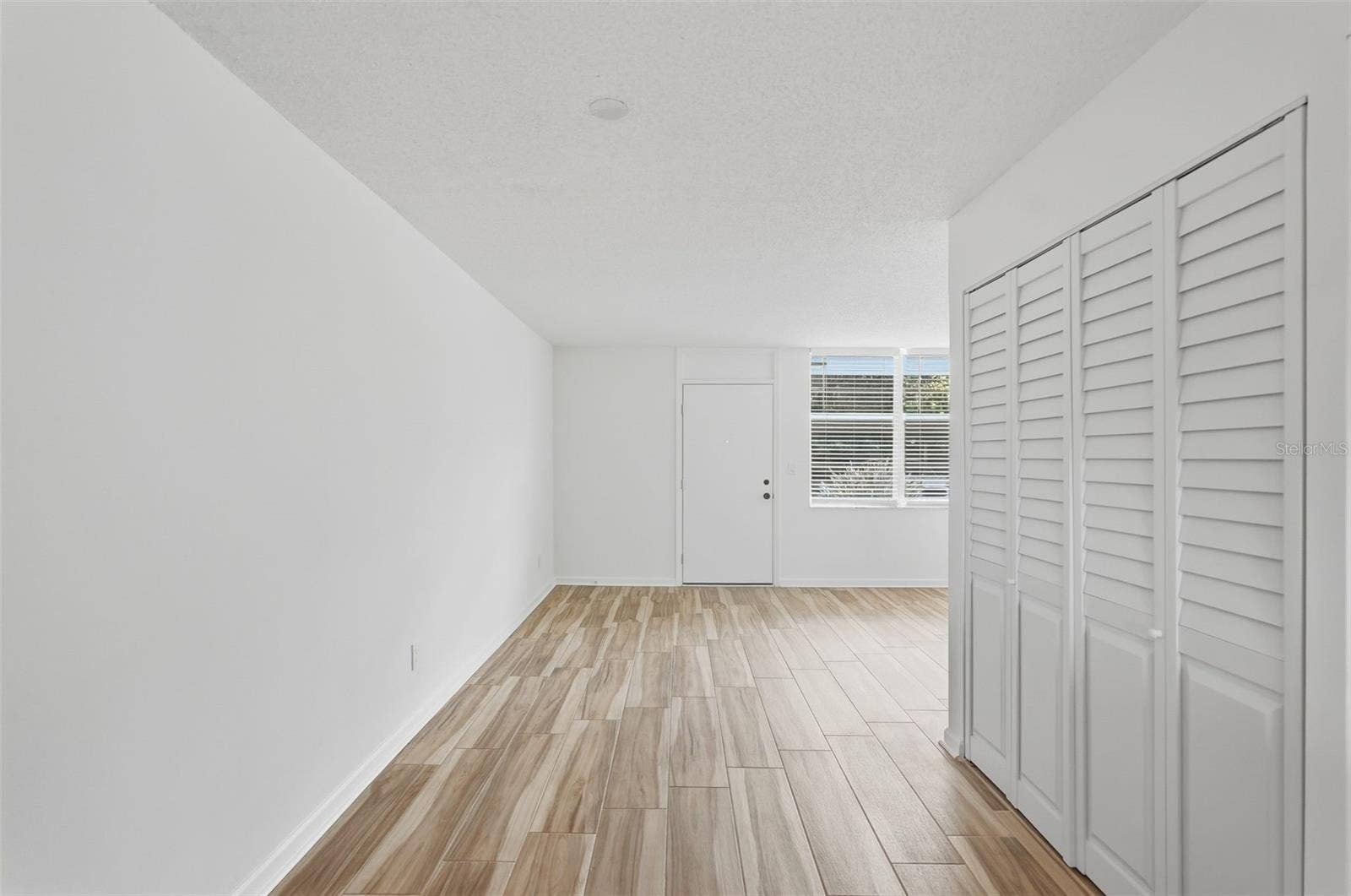 4720 LOCUST STREET NE, #120, St Petersburg, FL 33703