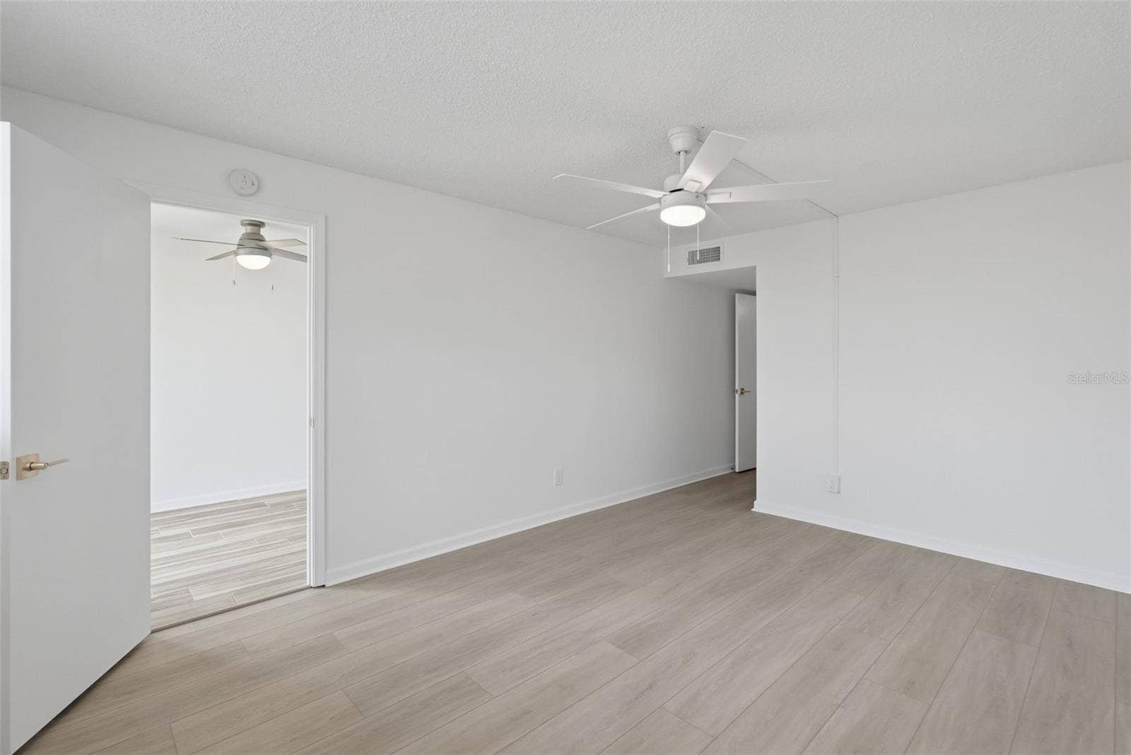 4720 LOCUST STREET NE, #120, St Petersburg, FL 33703