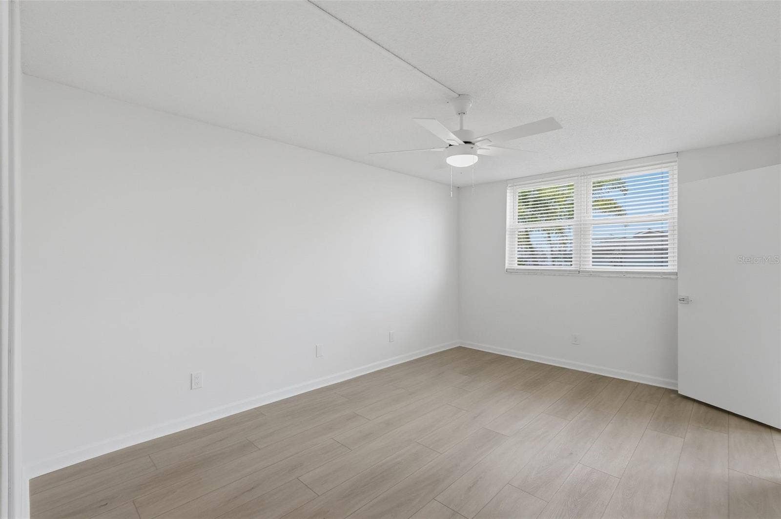 4720 LOCUST STREET NE, #120, St Petersburg, FL 33703