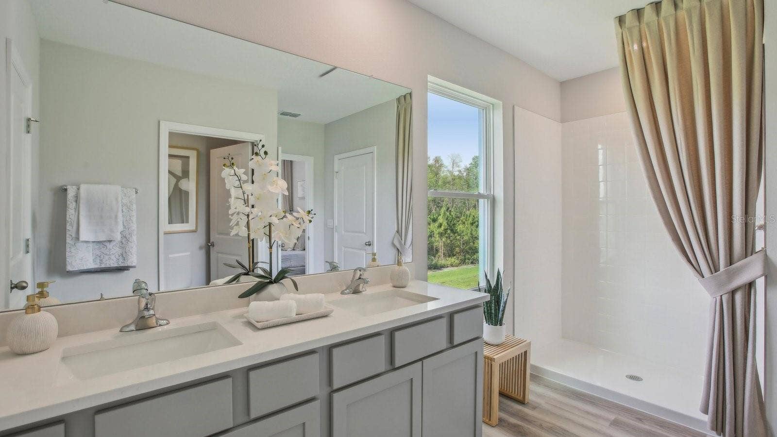 4616 HIDDEN FARM DRIVE, Plant City, FL 33565 4616 HIDDEN FARM DRIVE, Plant City, FL 33565