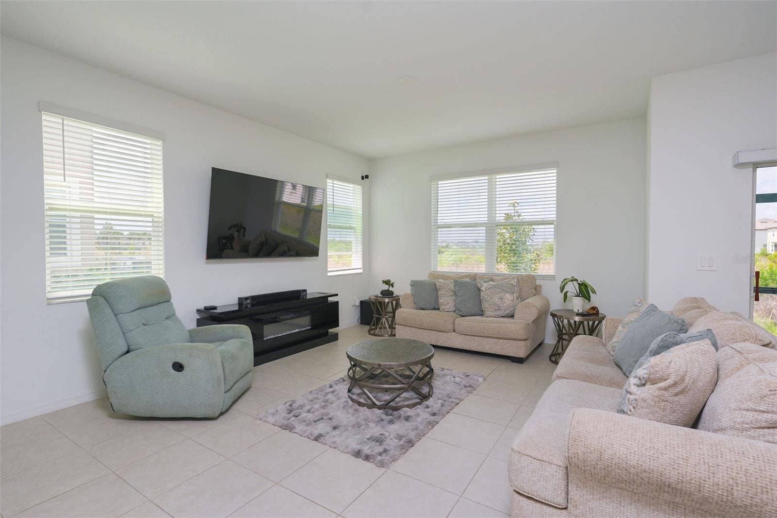 10059 TRUMPET HONEYSUCKLE WAY, San Antonio, FL 33576