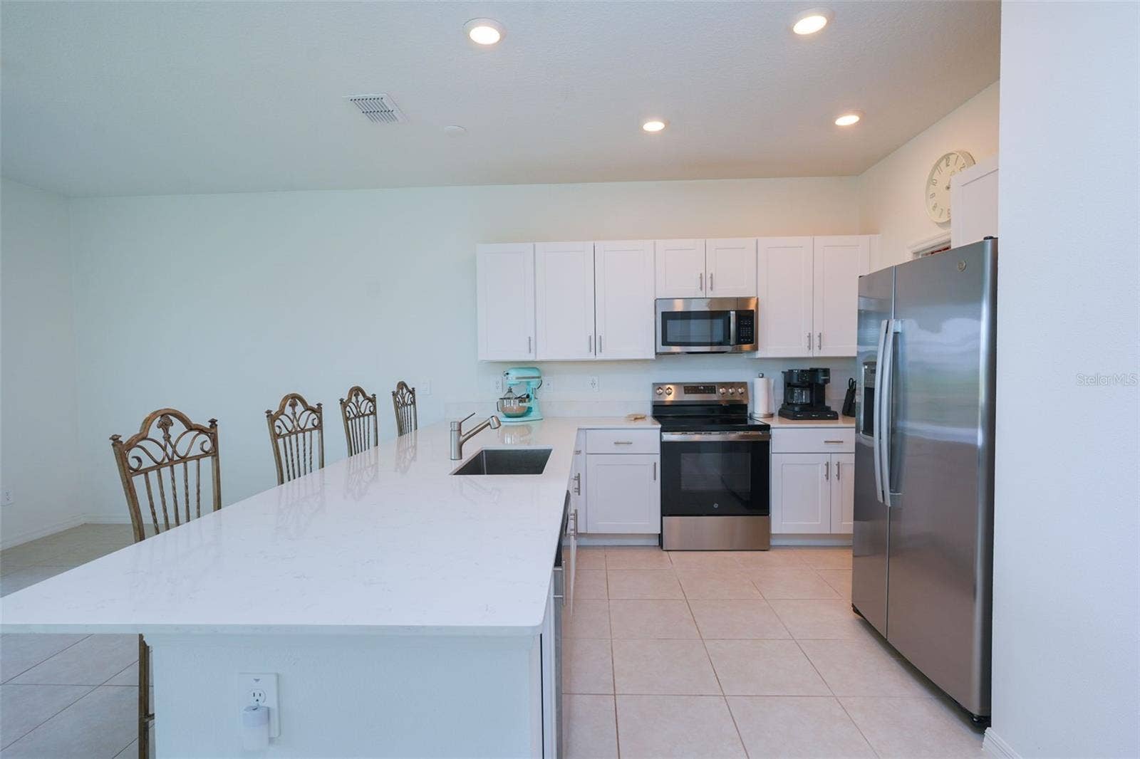 10059 TRUMPET HONEYSUCKLE WAY, San Antonio, FL 33576
