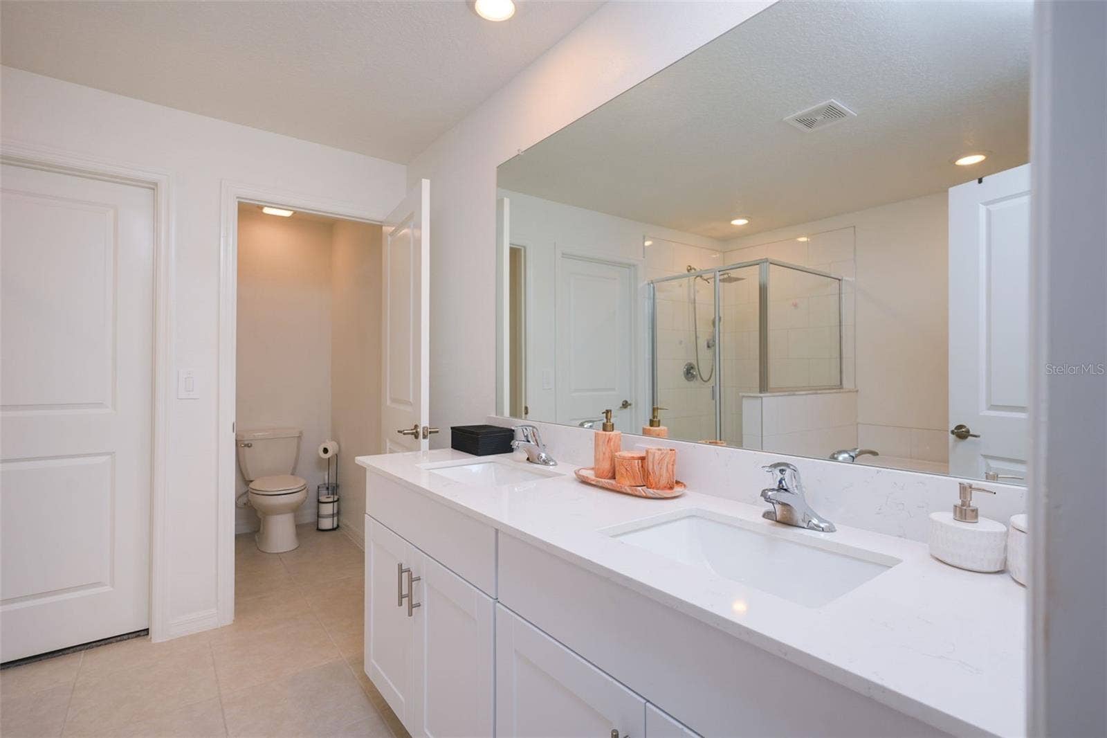 10059 TRUMPET HONEYSUCKLE WAY, San Antonio, FL 33576