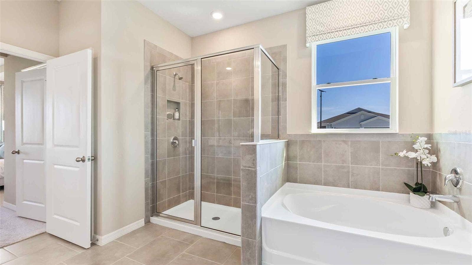 4409 HIDDEN FARM DRIVE, Plant City, FL 33565 4409 HIDDEN FARM DRIVE, Plant City, FL 33565