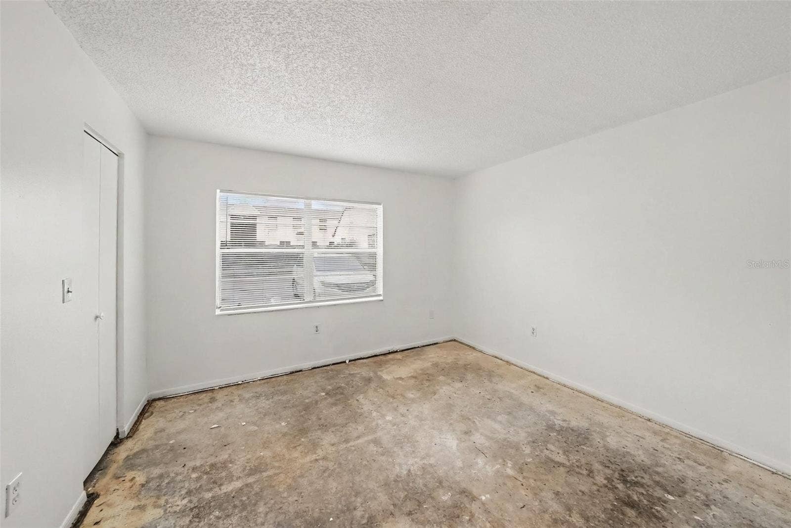 305 E WELLINGTON COURT, #64, Tampa, FL 33604
