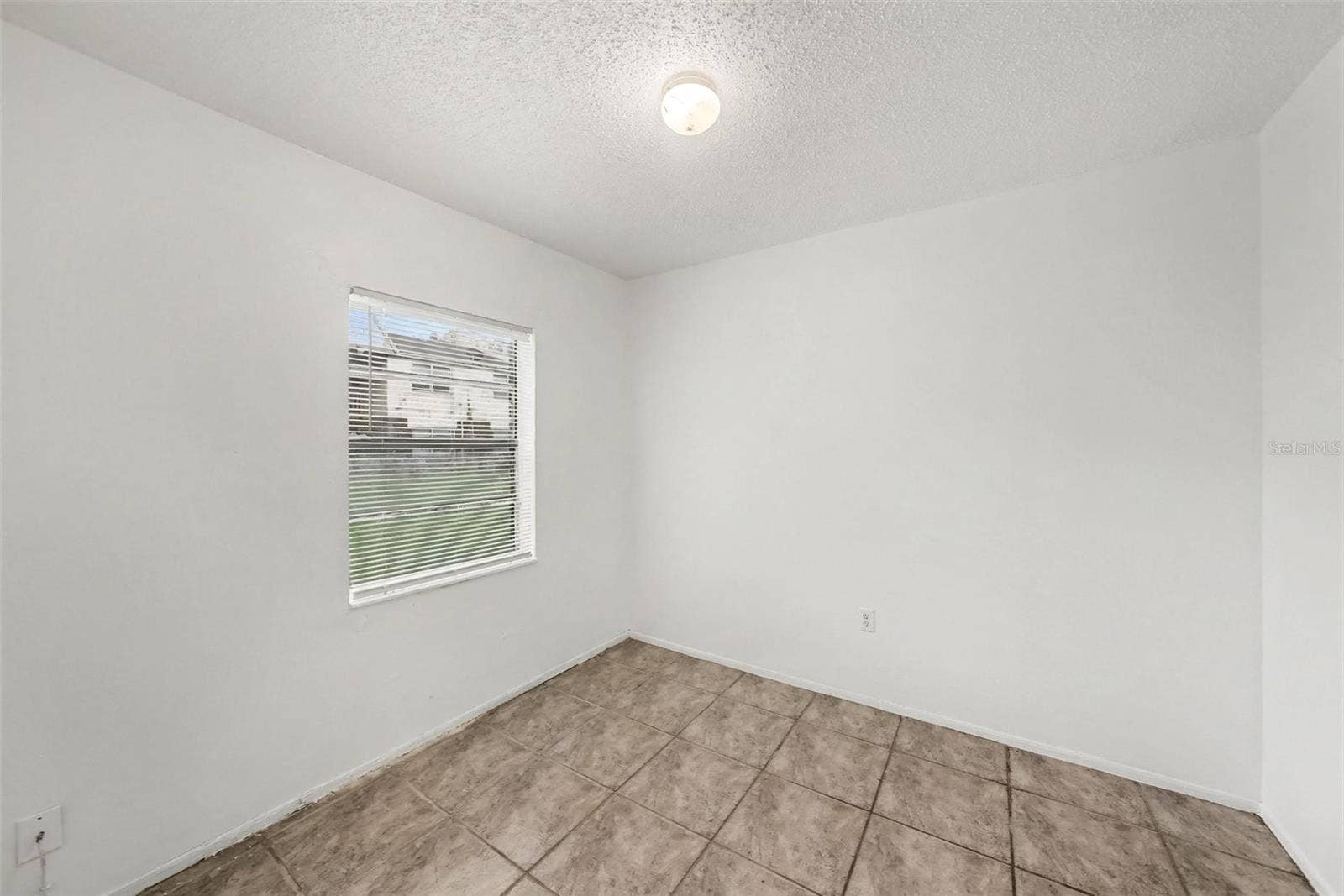 305 E WELLINGTON COURT, #64, Tampa, FL 33604