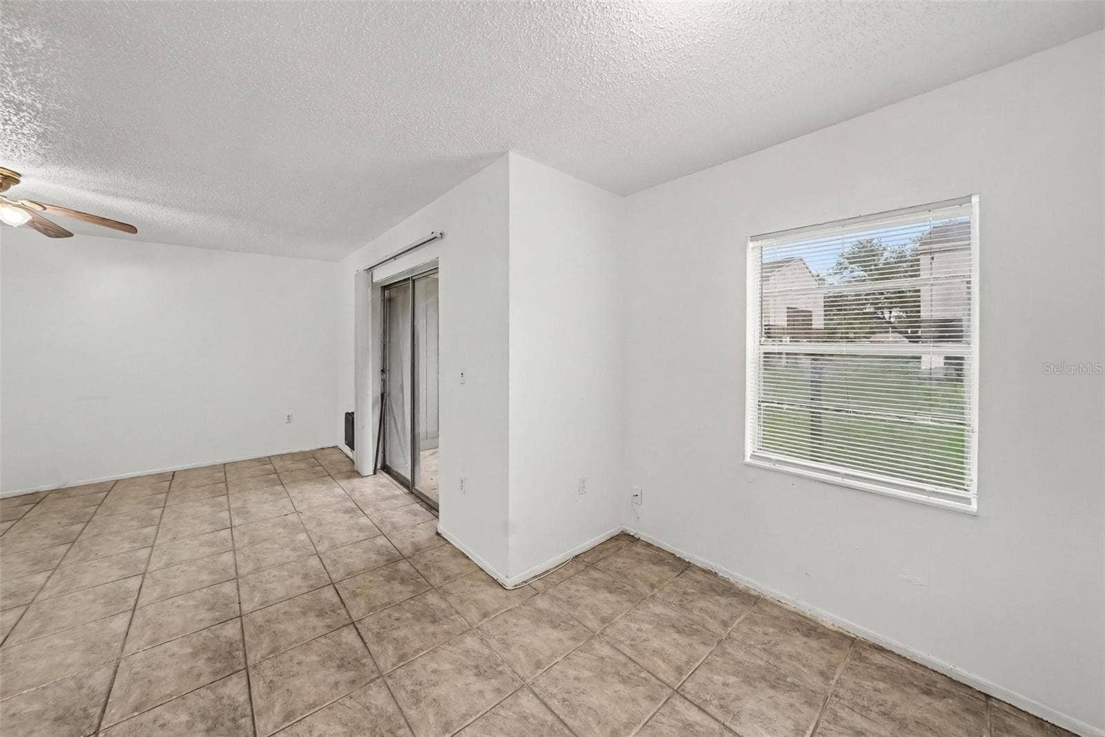 305 E WELLINGTON COURT, #64, Tampa, FL 33604