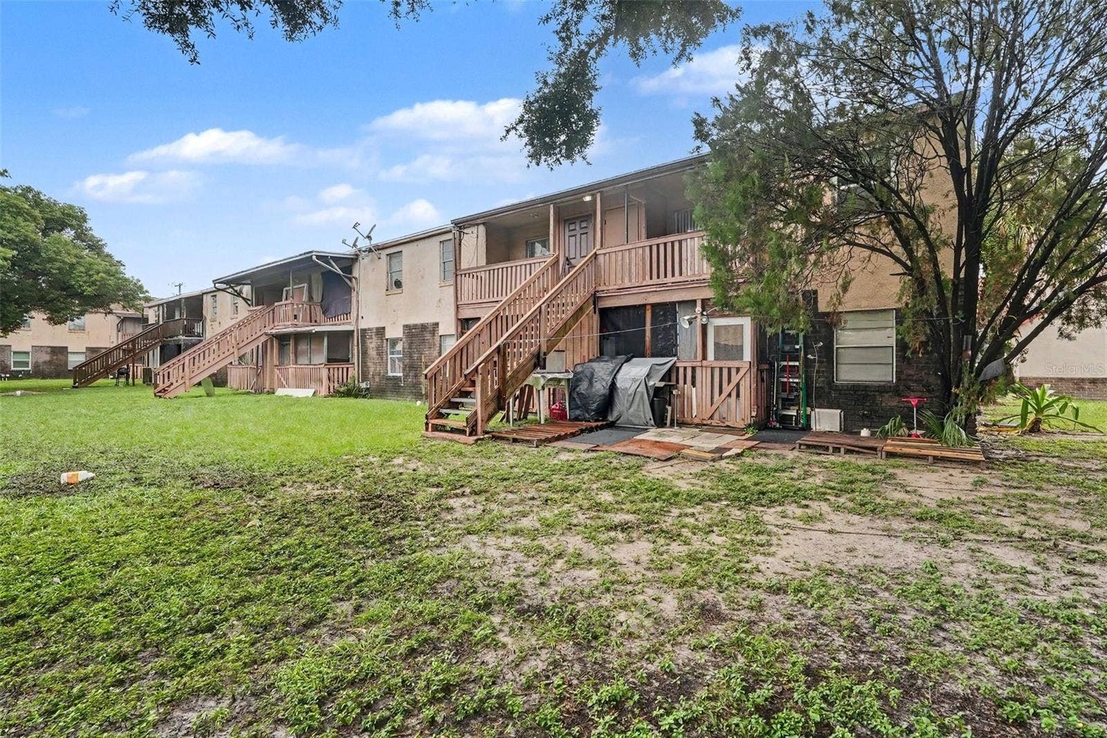 305 E WELLINGTON COURT, #64, Tampa, FL 33604