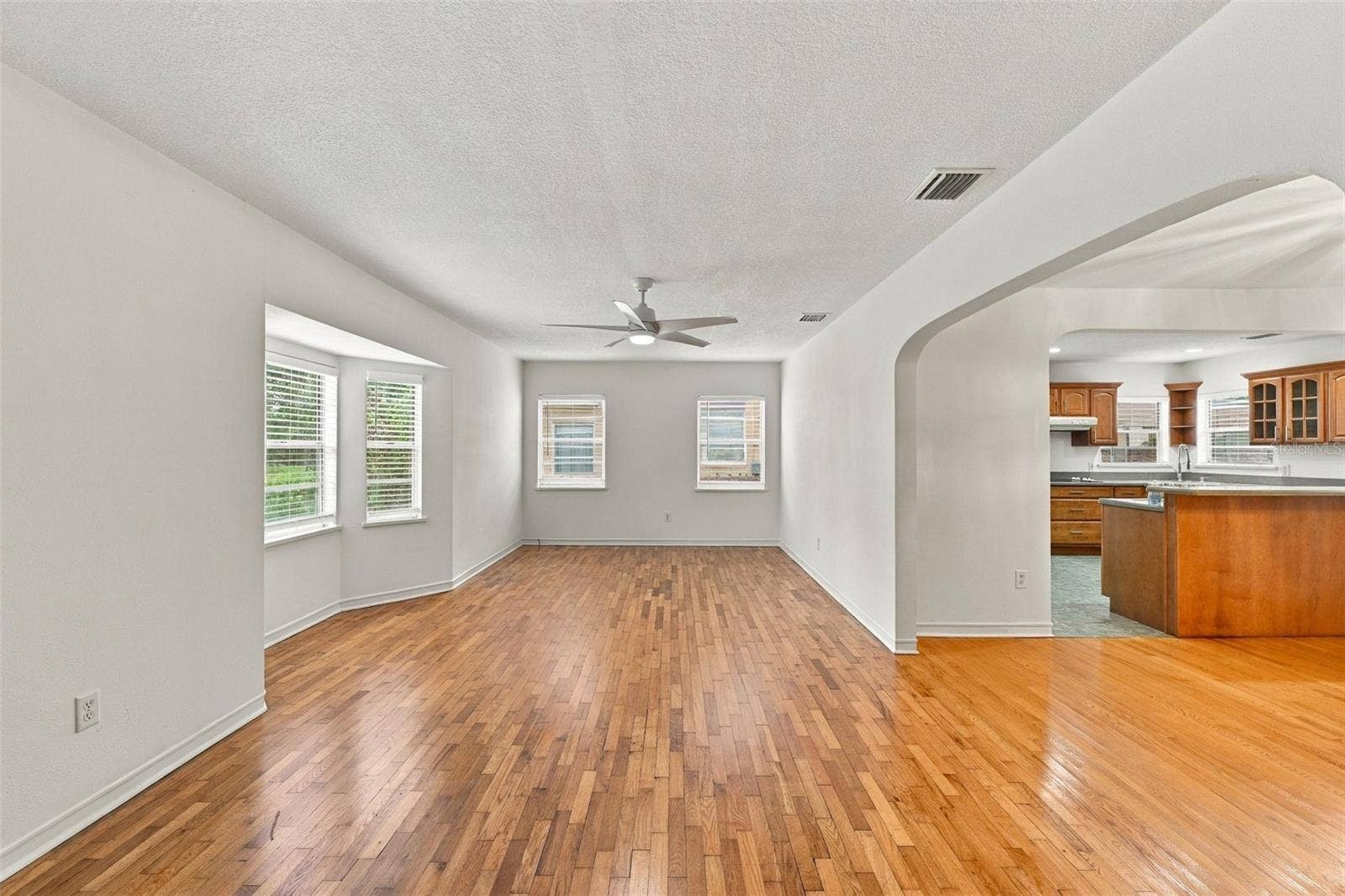 212 S BRADFORD AVENUE, Tampa, FL 33609 212 S BRADFORD AVENUE, Tampa, FL 33609