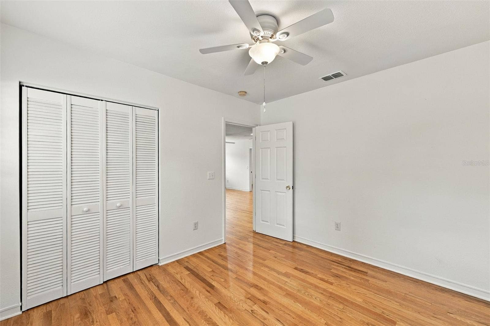 212 S BRADFORD AVENUE, Tampa, FL 33609 212 S BRADFORD AVENUE, Tampa, FL 33609