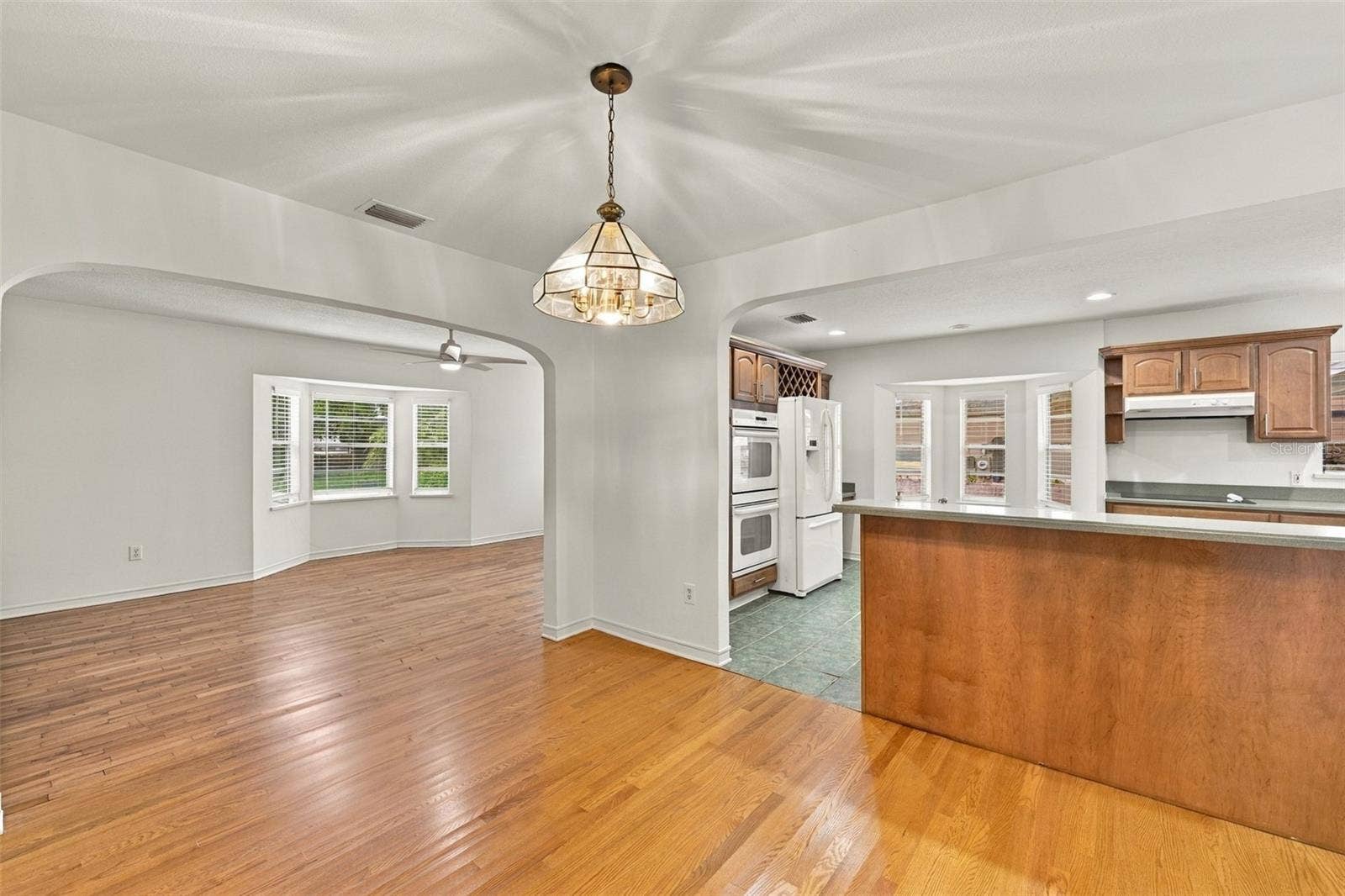 212 S BRADFORD AVENUE, Tampa, FL 33609 212 S BRADFORD AVENUE, Tampa, FL 33609