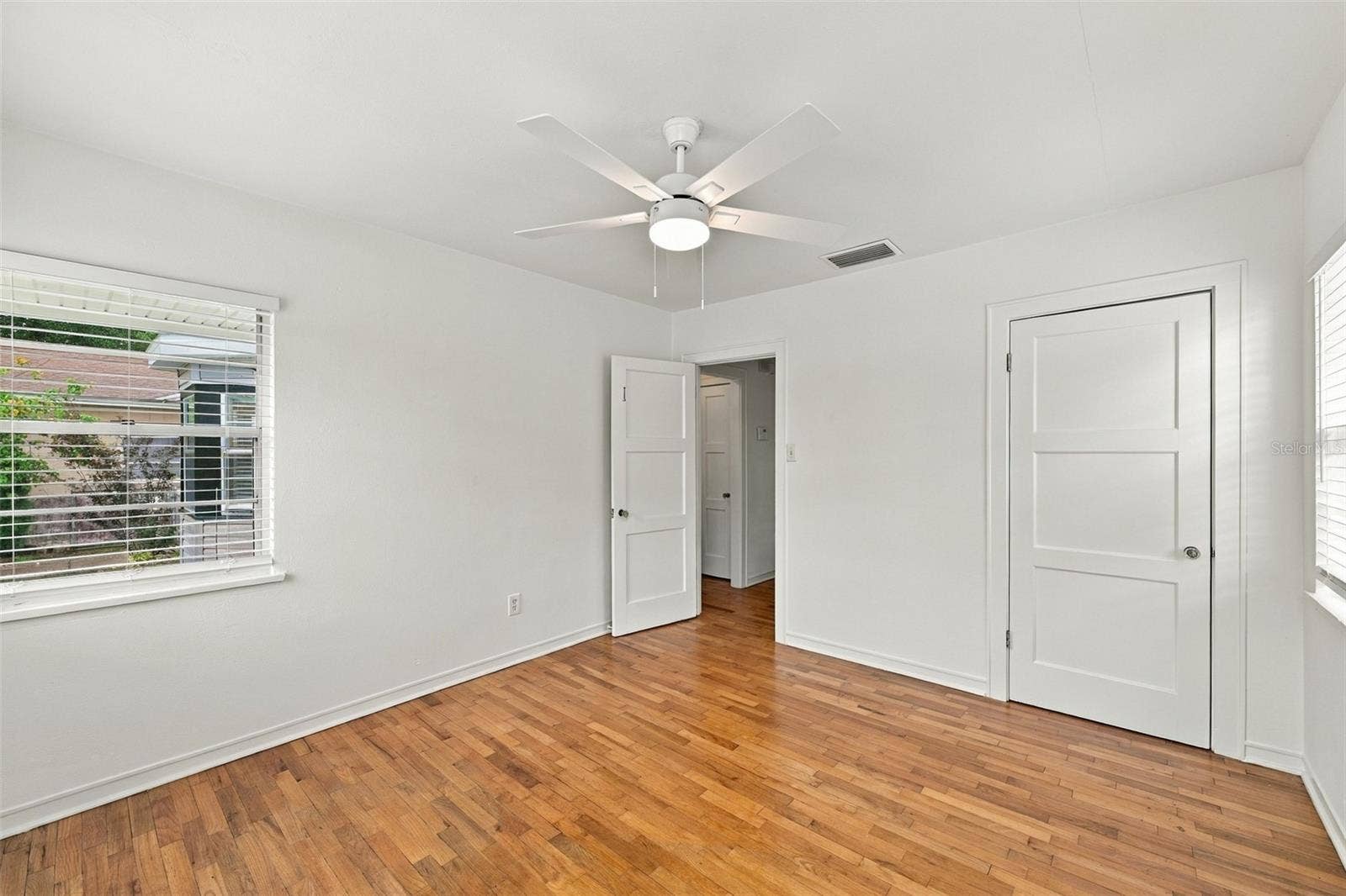 212 S BRADFORD AVENUE, Tampa, FL 33609 212 S BRADFORD AVENUE, Tampa, FL 33609