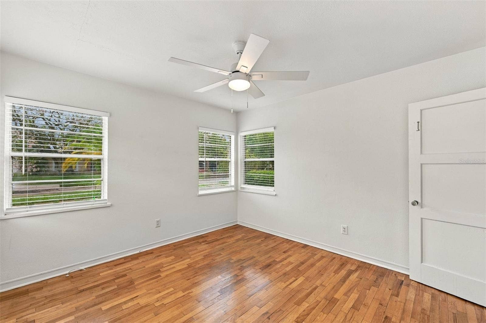 212 S BRADFORD AVENUE, Tampa, FL 33609 212 S BRADFORD AVENUE, Tampa, FL 33609
