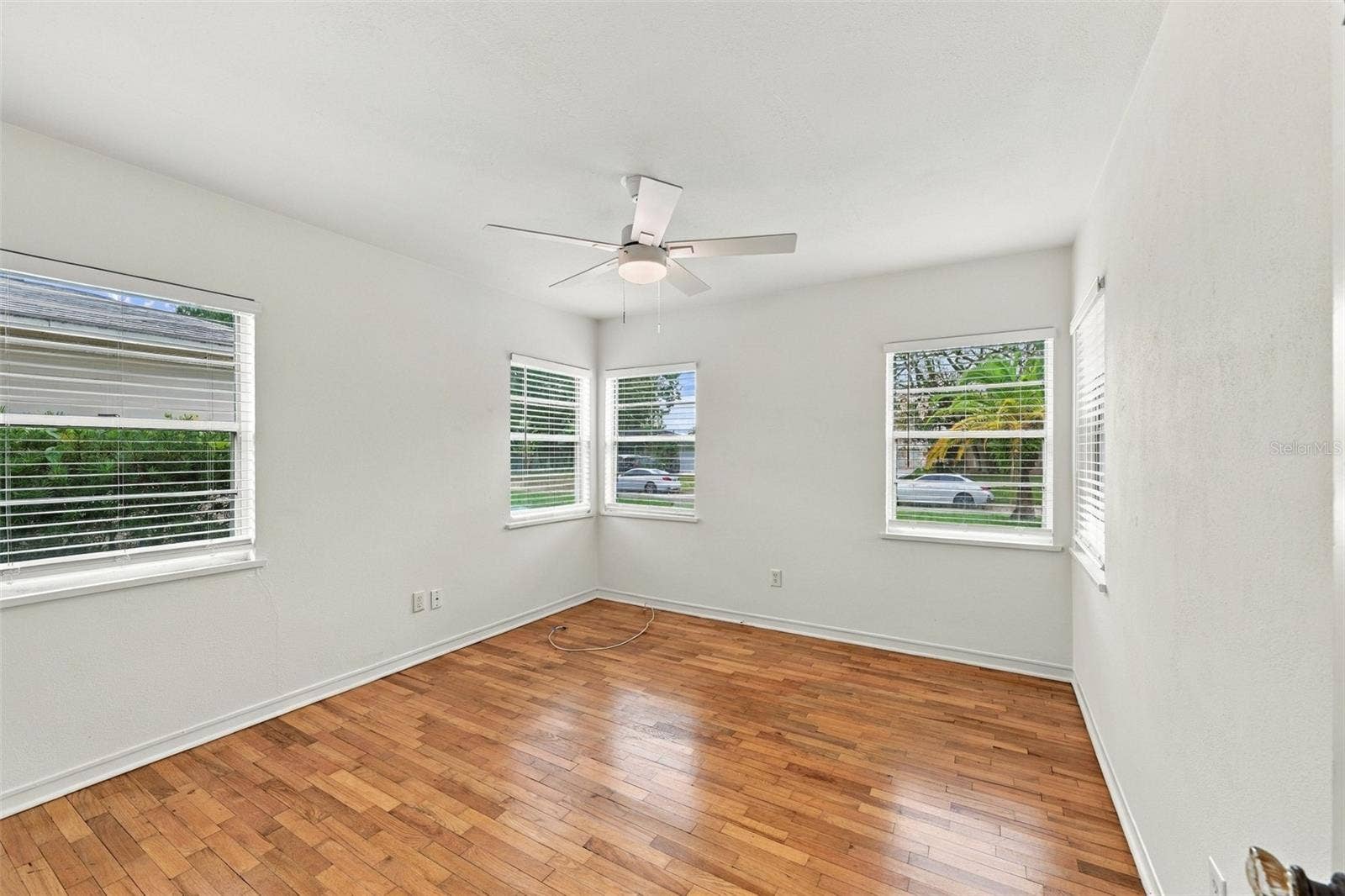 212 S BRADFORD AVENUE, Tampa, FL 33609 212 S BRADFORD AVENUE, Tampa, FL 33609