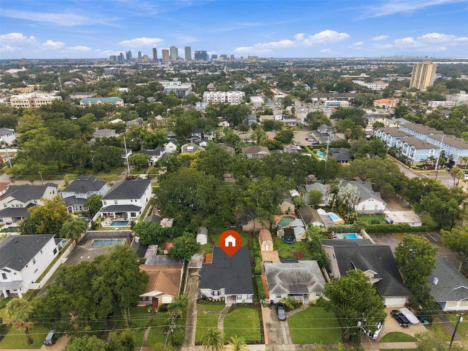 212 S BRADFORD AVENUE, Tampa, FL 33609 212 S BRADFORD AVENUE, Tampa, FL 33609