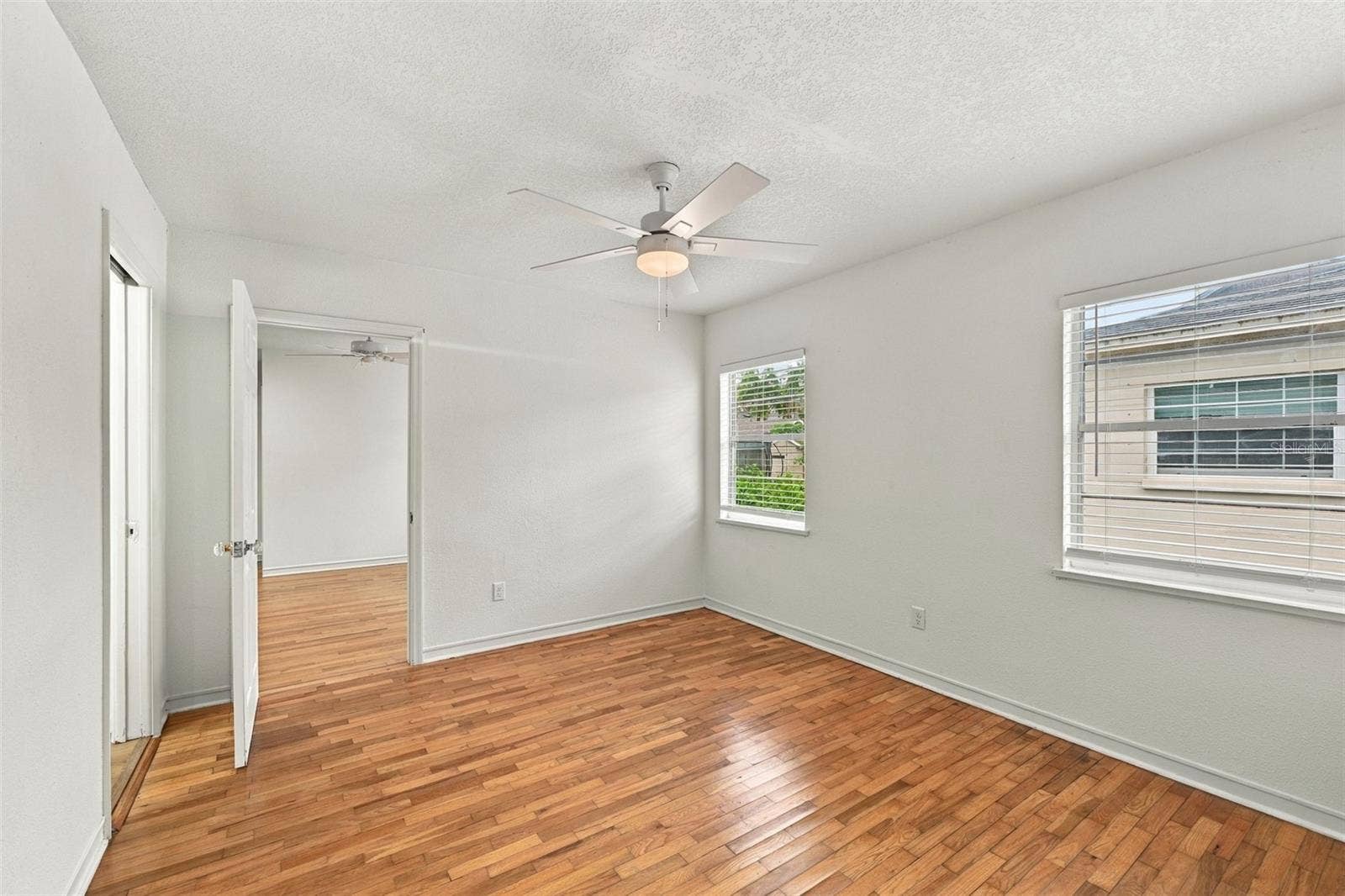 212 S BRADFORD AVENUE, Tampa, FL 33609 212 S BRADFORD AVENUE, Tampa, FL 33609