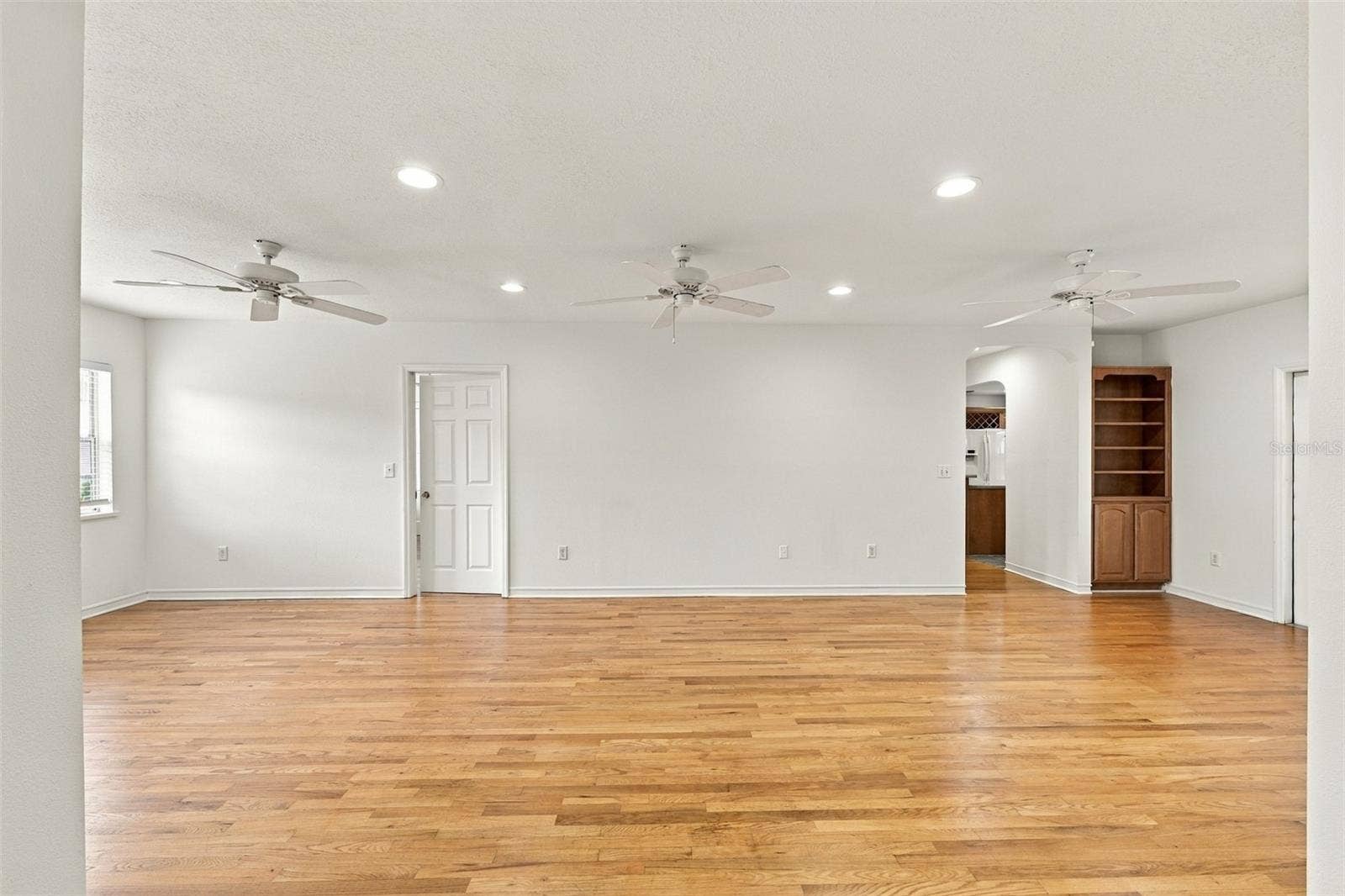 212 S BRADFORD AVENUE, Tampa, FL 33609 212 S BRADFORD AVENUE, Tampa, FL 33609
