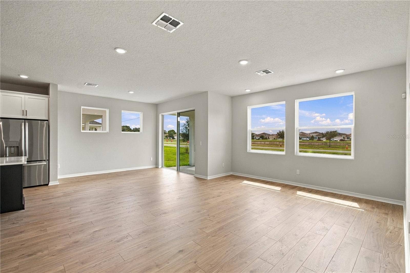 5129 CHATTAHOOCHEE BEND, St Cloud, FL 34771 Family Room