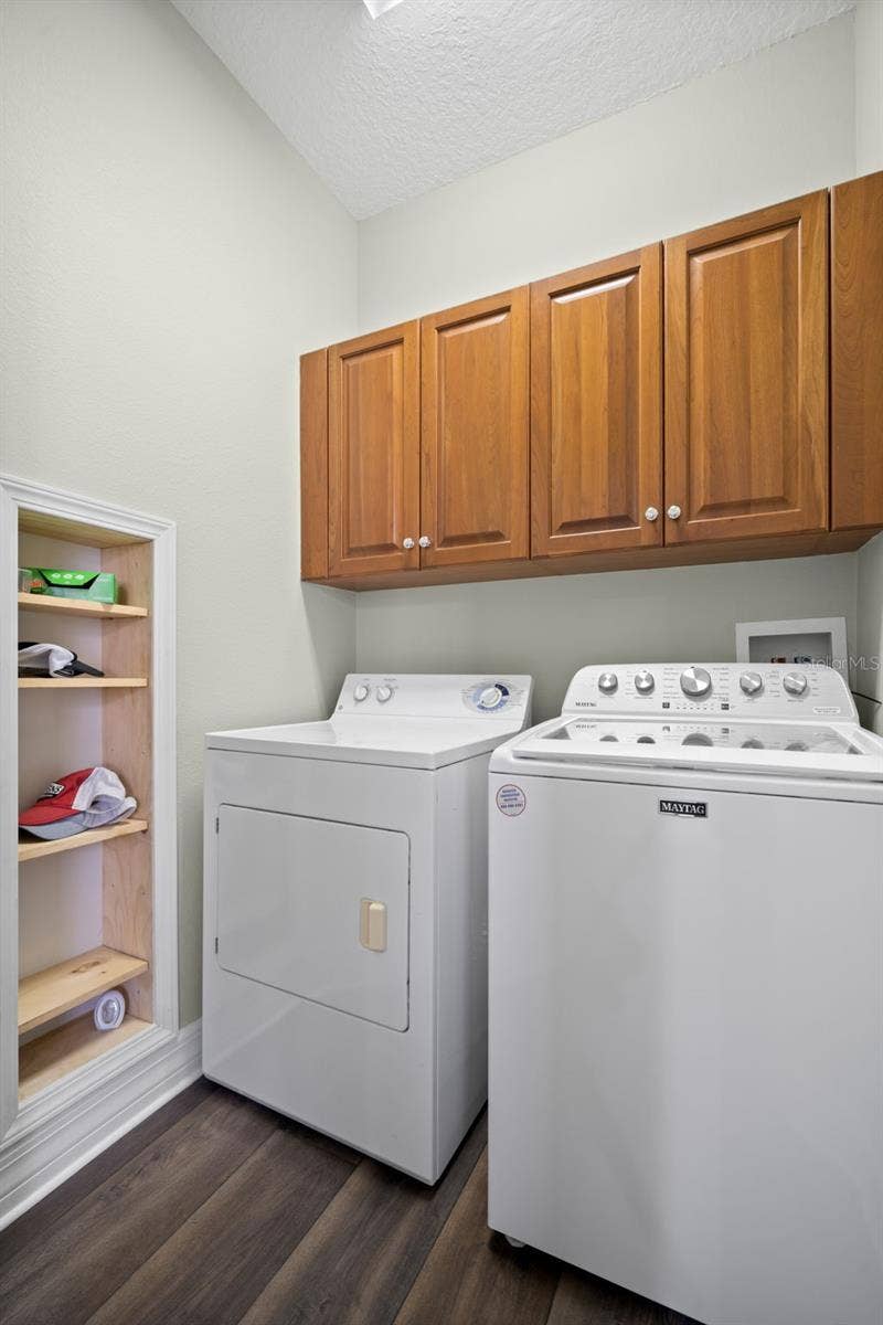 9460 DISCOVERY TERRACE, #201C, Bradenton, FL 34212 Laundry Room