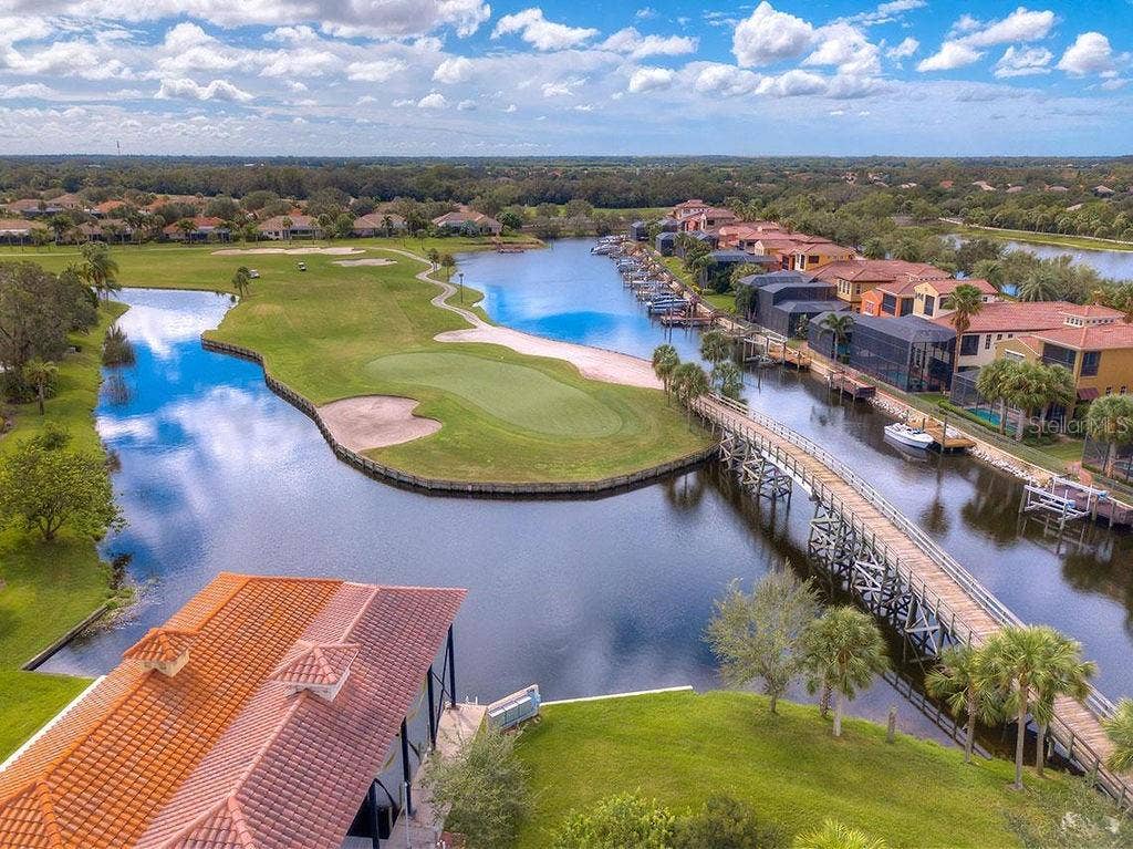 9460 DISCOVERY TERRACE, #201C, Bradenton, FL 34212 9460 DISCOVERY TERRACE, #201C, Bradenton, FL 34212
