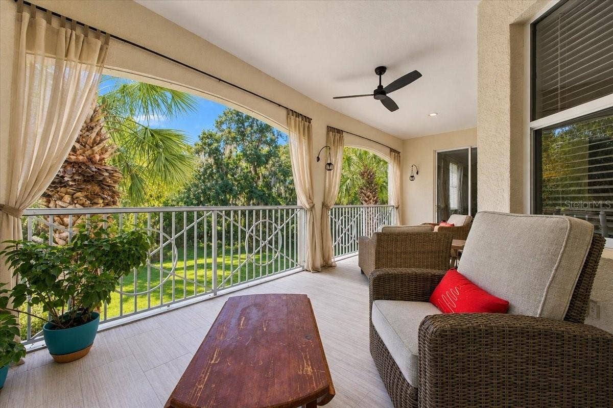 9460 DISCOVERY TERRACE, #201C, Bradenton, FL 34212 9460 DISCOVERY TERRACE, #201C, Bradenton, FL 34212
