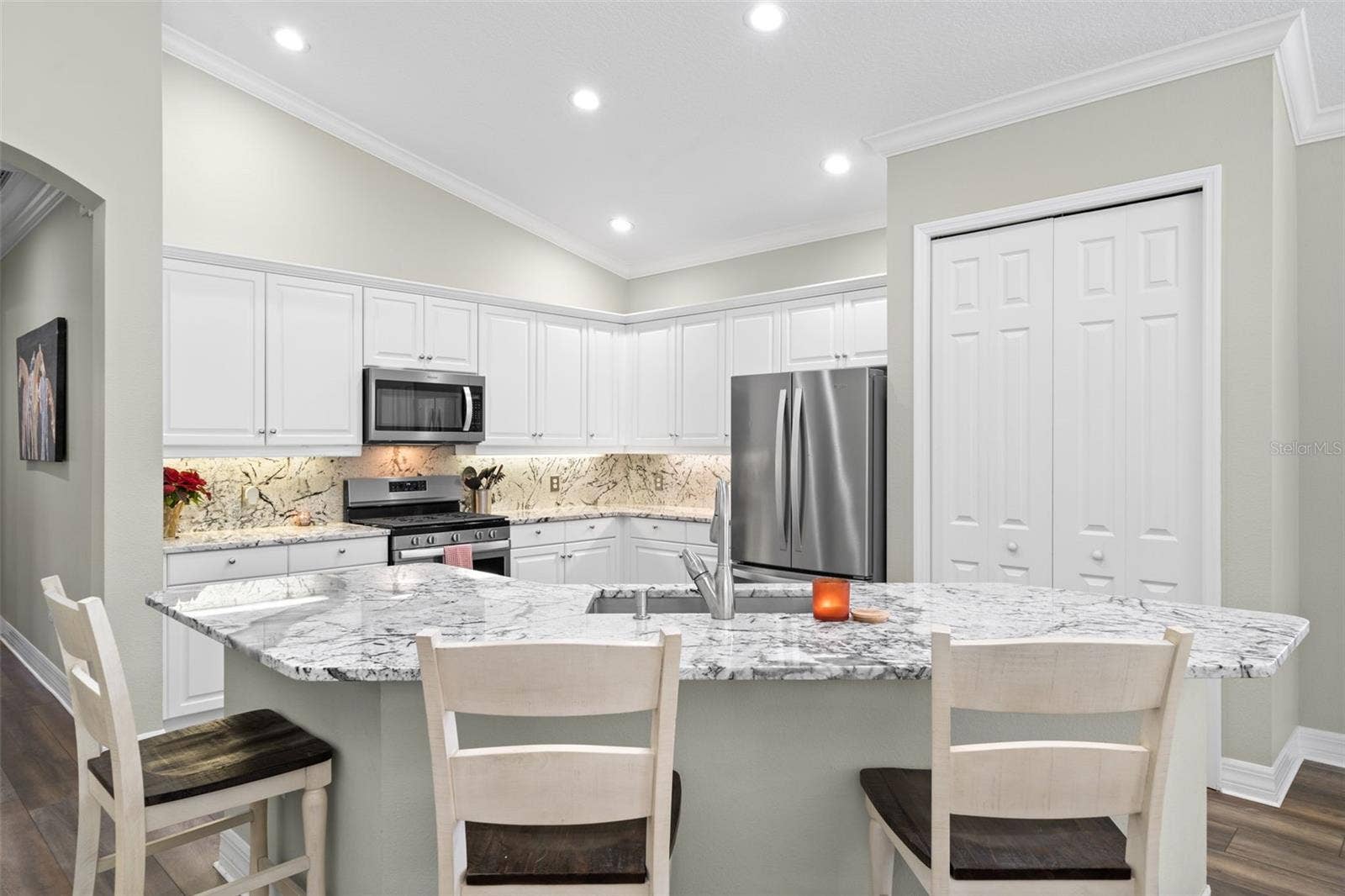 9460 DISCOVERY TERRACE, #201C, Bradenton, FL 34212 Kitchen