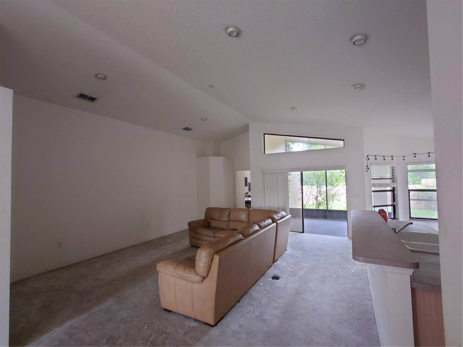 9335 CREEKSIDE COURT, Hudson, FL 34669 9335 CREEKSIDE COURT, Hudson, FL 34669