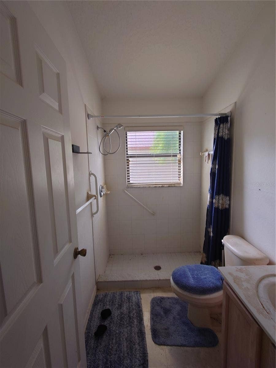 9335 CREEKSIDE COURT, Hudson, FL 34669 9335 CREEKSIDE COURT, Hudson, FL 34669