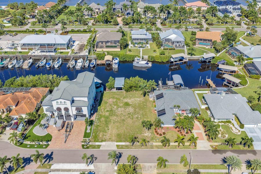 Property photo for 6508 BLACKFIN WAY, Apollo Beach, FL