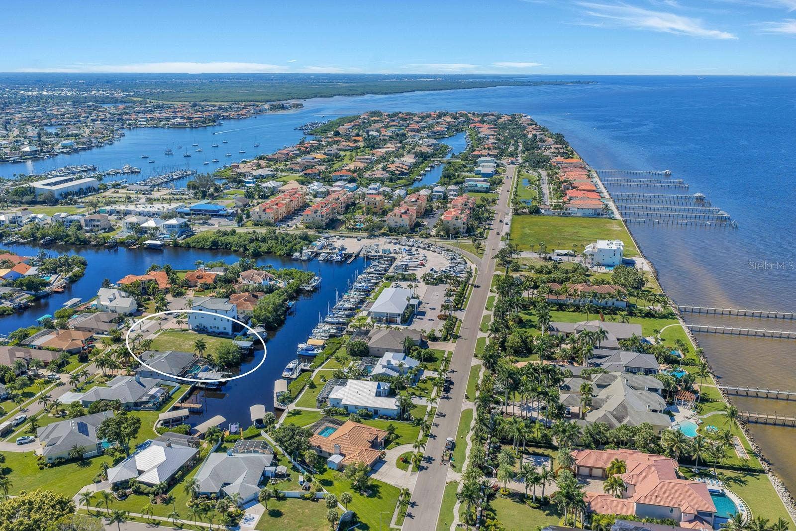 6508 BLACKFIN WAY, Apollo Beach, FL 33572 6508 BLACKFIN WAY, Apollo Beach, FL 33572