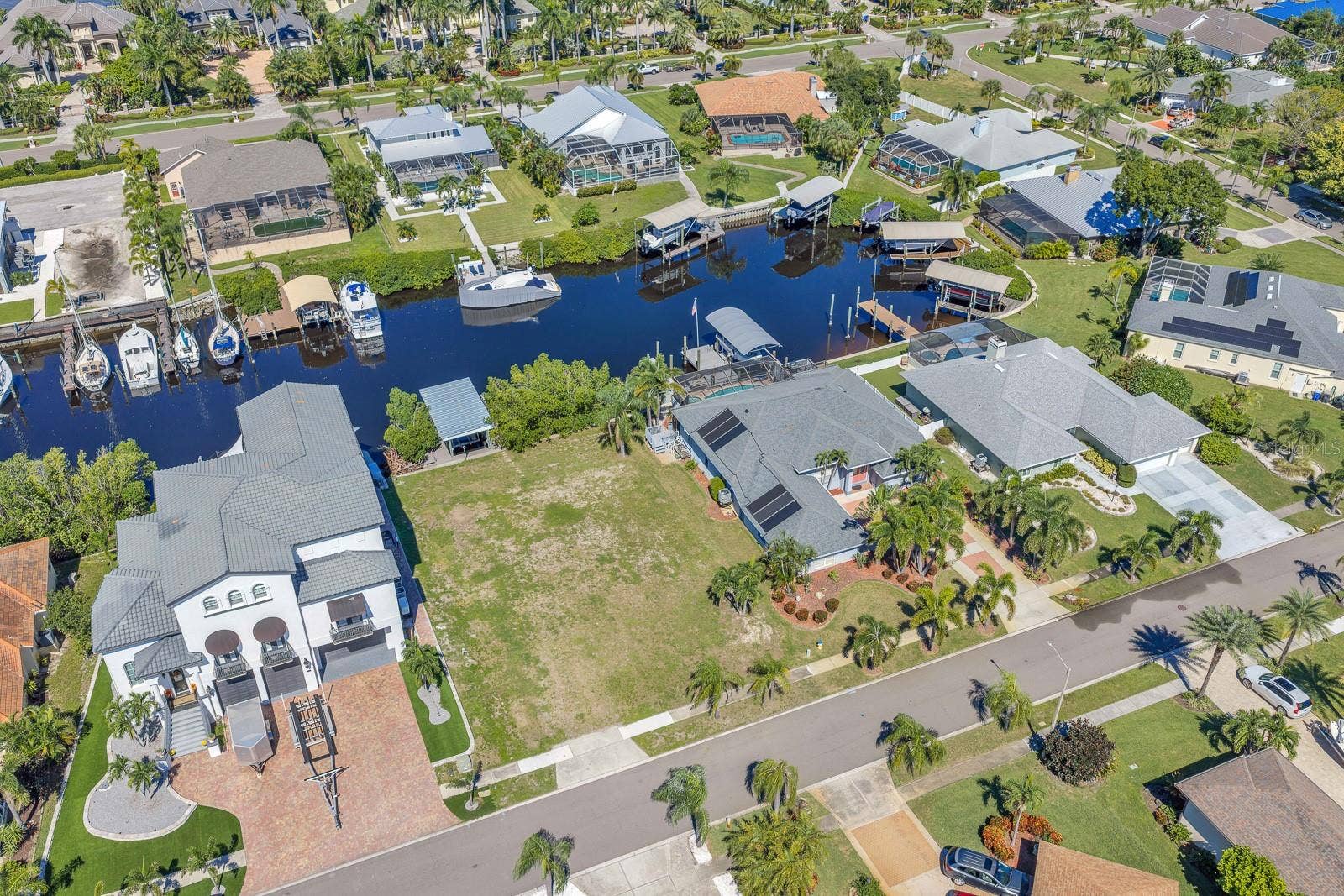 6508 BLACKFIN WAY, Apollo Beach, FL 33572 6508 BLACKFIN WAY, Apollo Beach, FL 33572
