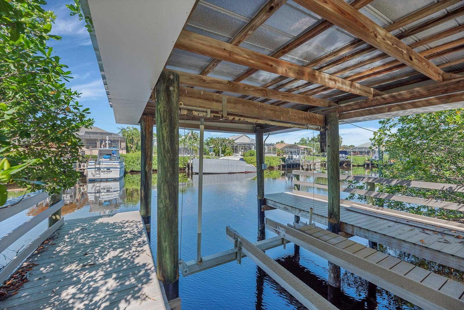 6508 BLACKFIN WAY, Apollo Beach, FL 33572 6508 BLACKFIN WAY, Apollo Beach, FL 33572